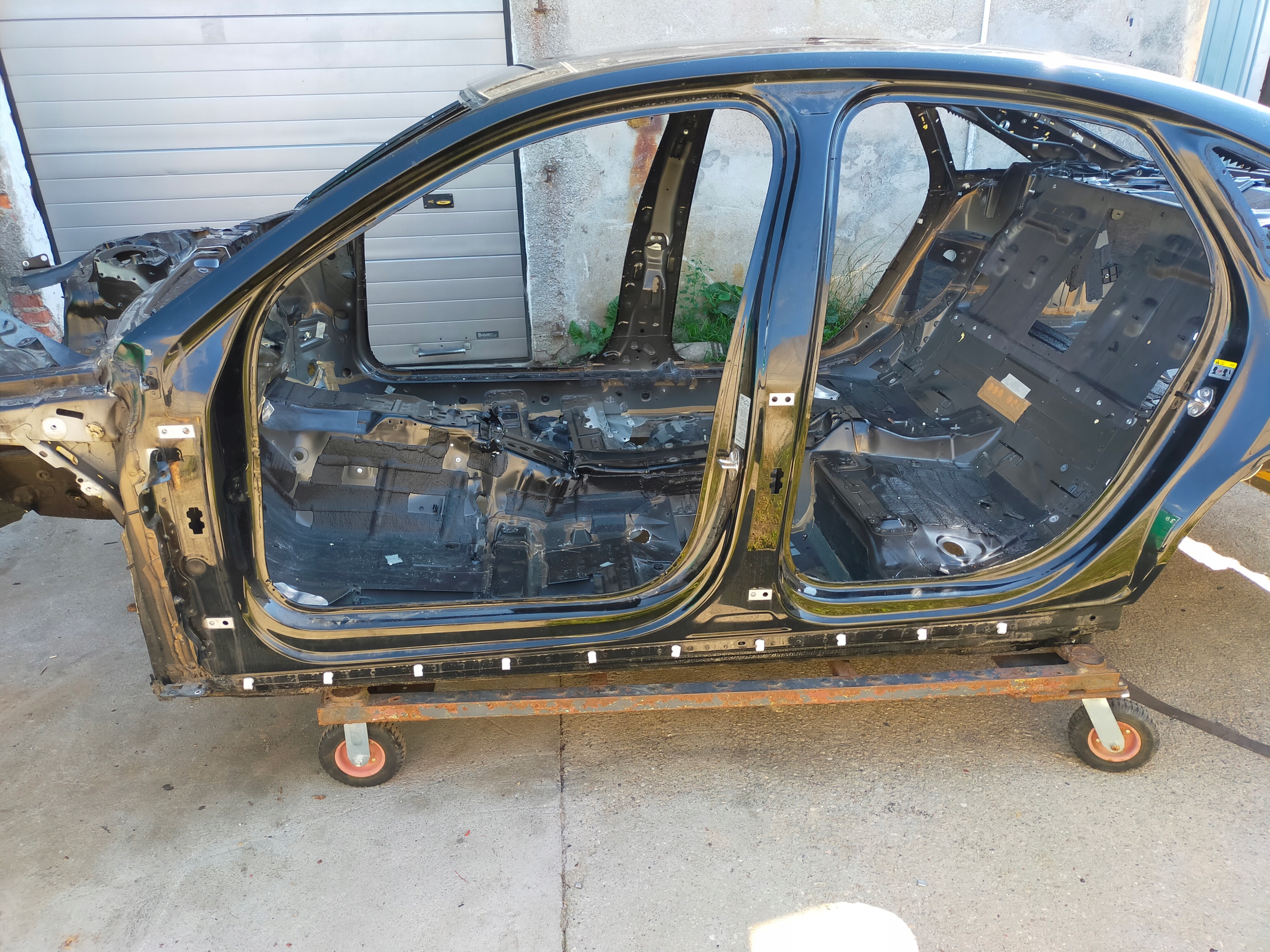 AUDI A8 D5 3,0 TDI 2018 ПОРОГ ЛЕВА СТОРОНА ЦВЕТ Ly9t