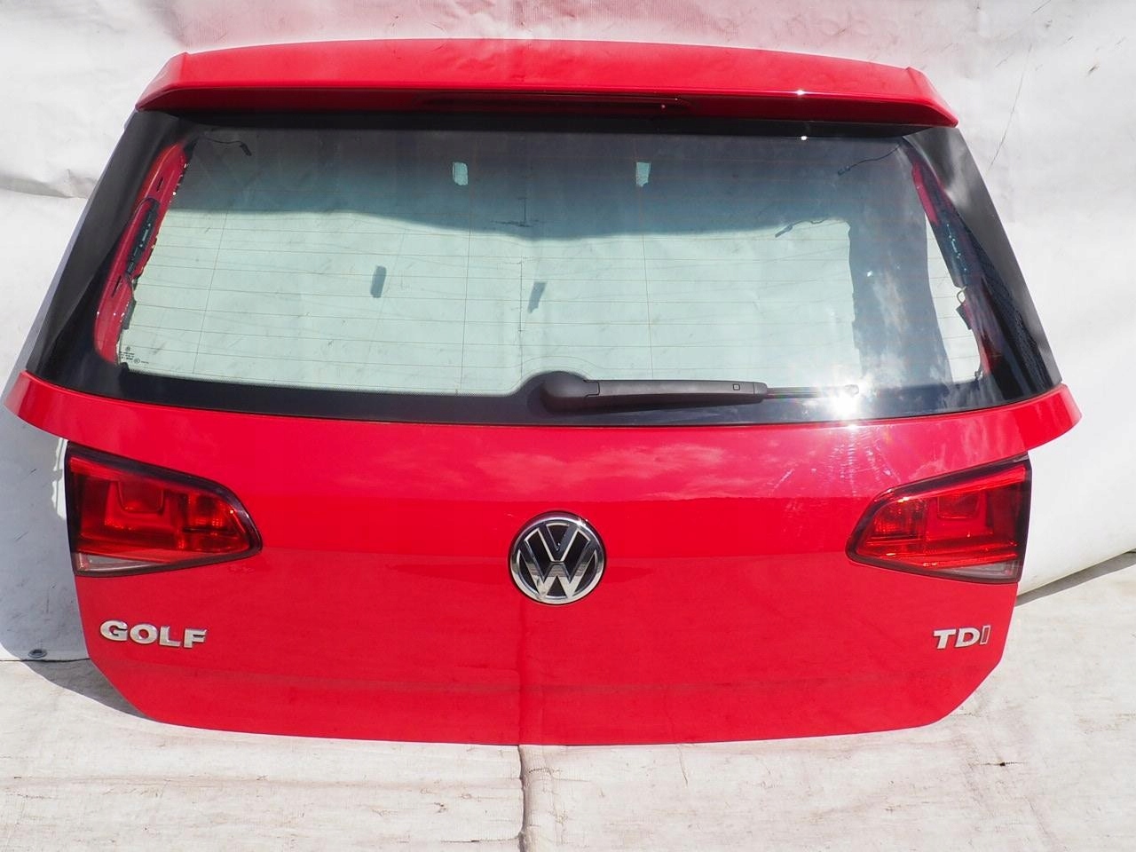 AP KLAPA TYŁ KOMPLETNA GOLF VII LY3D BEZ MALOWANIA