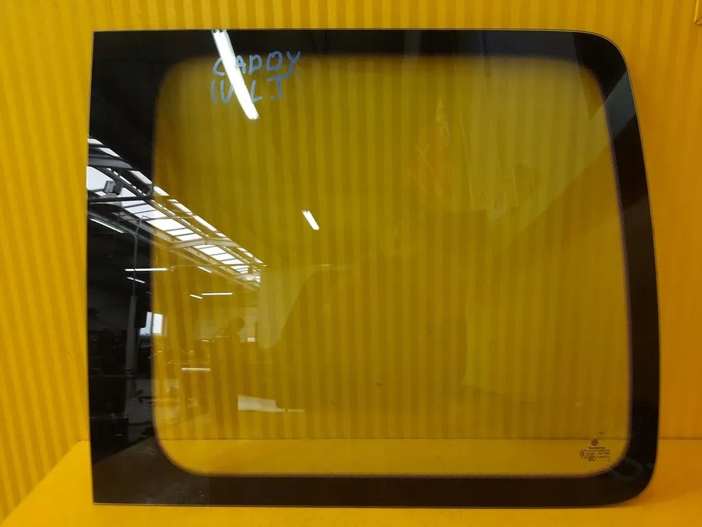 43R001583 - VW Caddy IV 19R. Скло заднє ліве