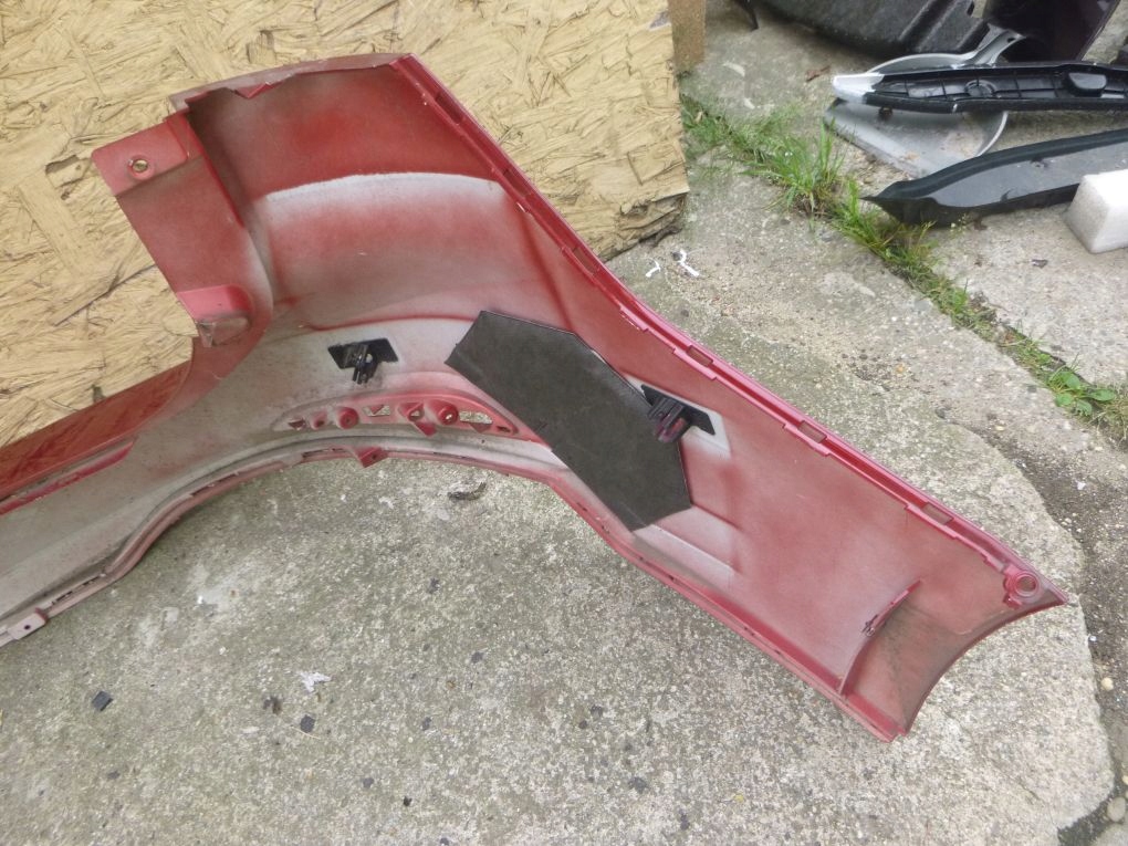 FORD FOCUS MK4 IV KOMBI 18- STOSSSTANGE HINTEN