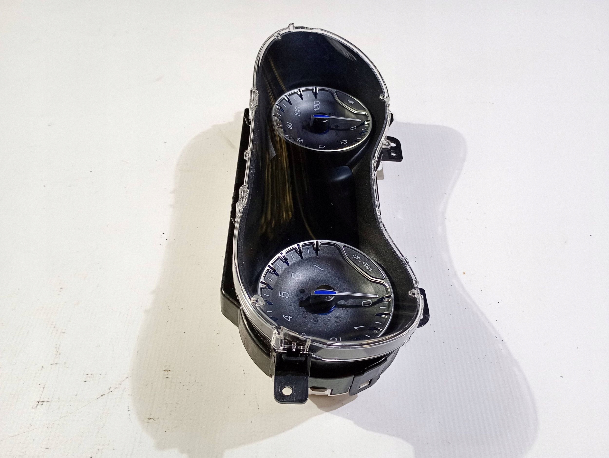 dials dials wskazniki predkosciomierz Chrysler Pacifica 2021