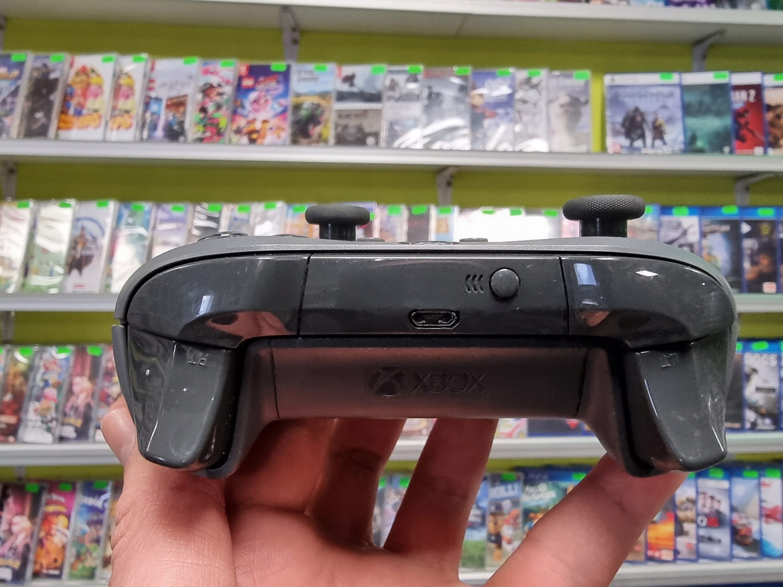 102. PAD KONTROLER XBOX ONE SERIES S X PC GOLD RUSH BATTLEFIELD V SZARY Kolor szary