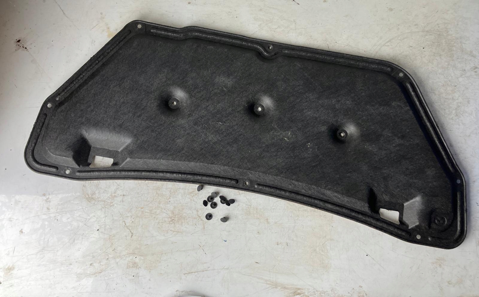 Insonorisation du capot MAZDA CX5 CX-5 et