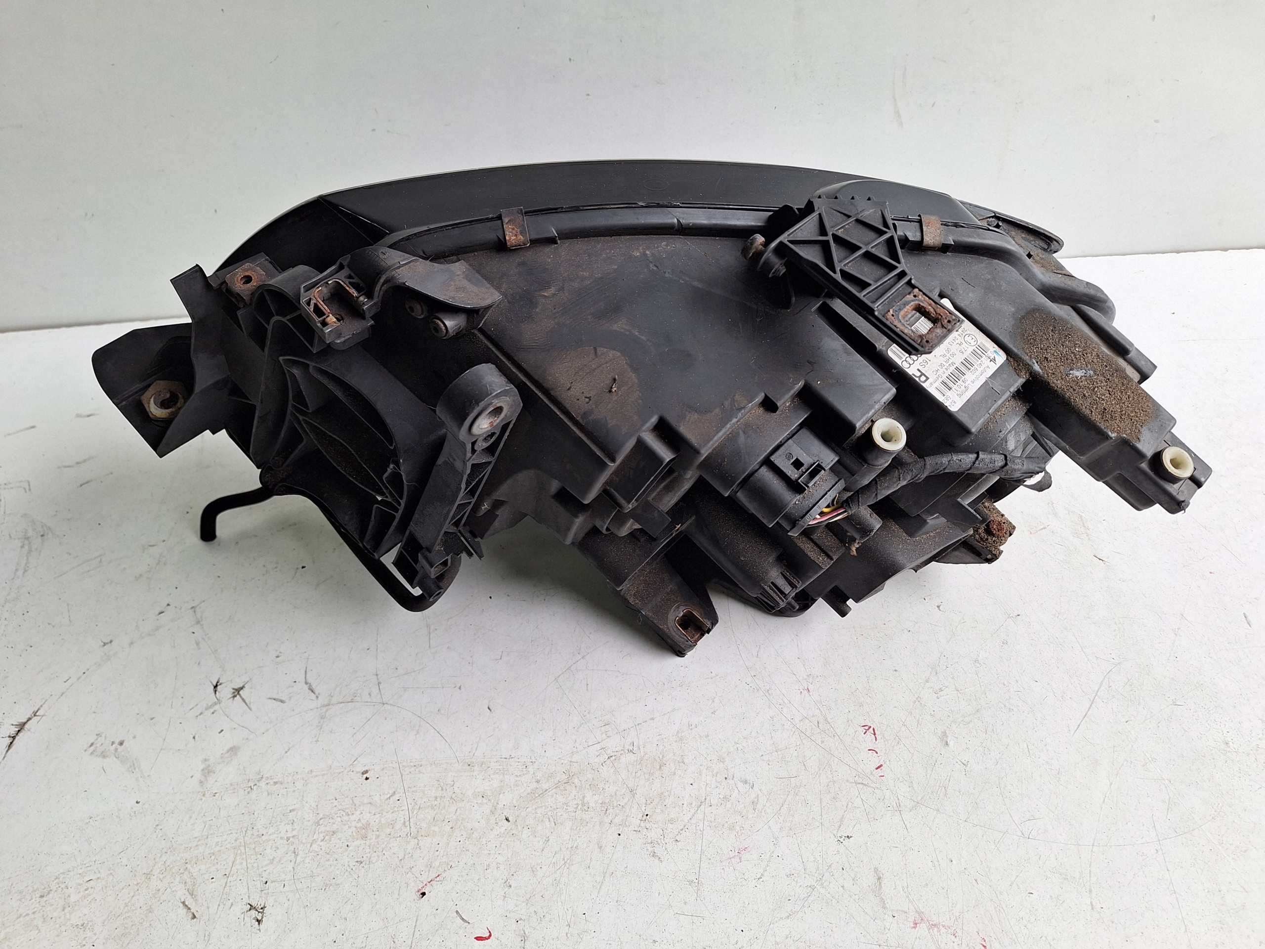 AUDI A4 B8 8K 08-11 light right UK