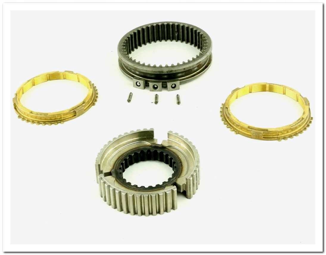 SYNCHRONIZATOR 5-BIEG KPL IVECO DAILY 06- Stan opakowania oryginalne