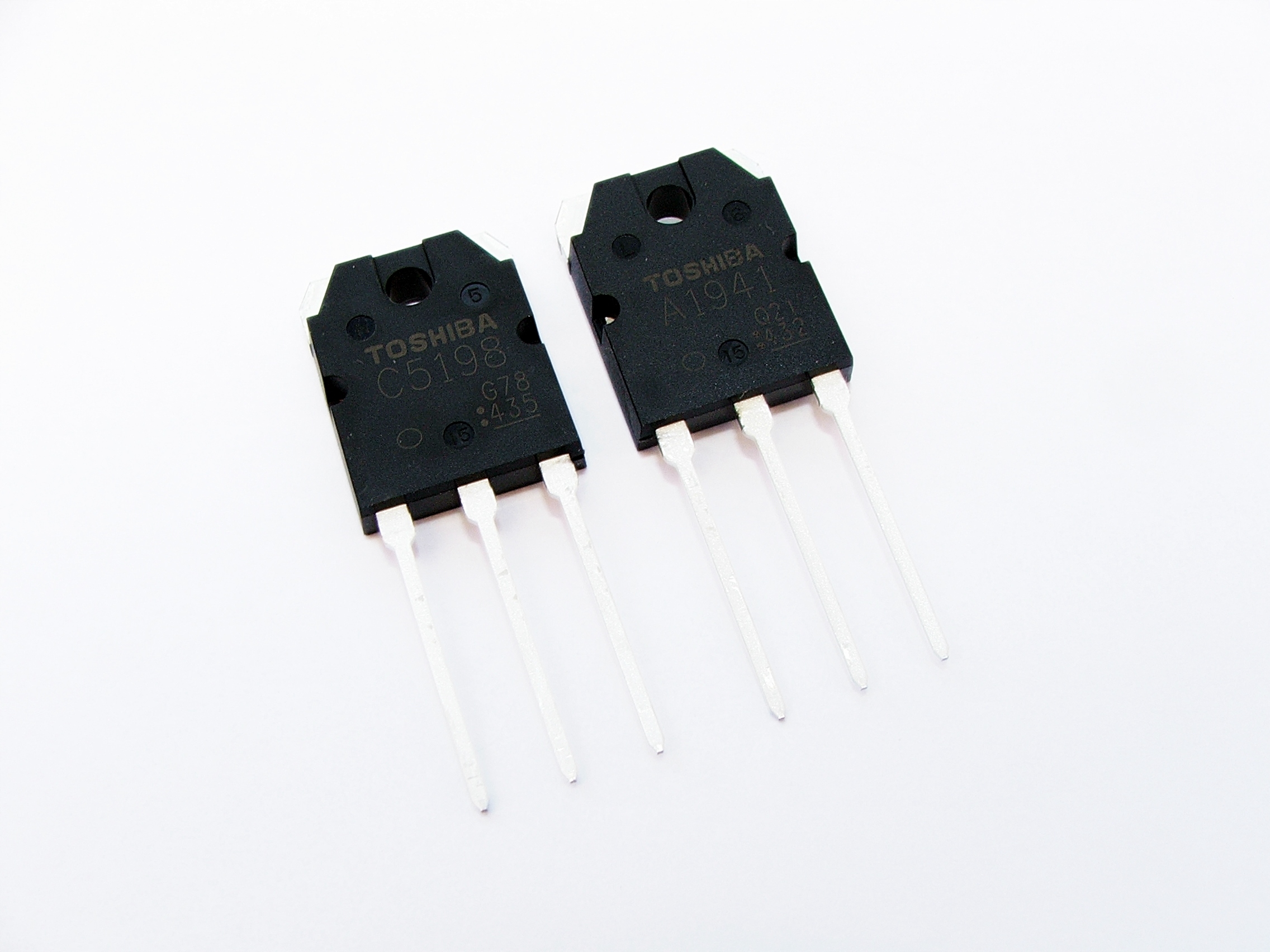 

Tranzystory Mocy 2SA1941-0/2SC5198-0 Audio Toshiba