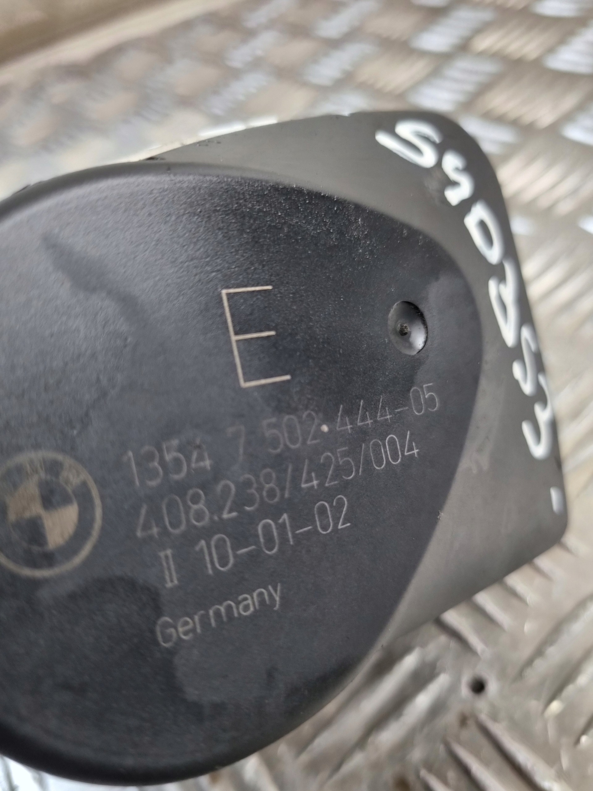 throttle flap BMW E39 520I