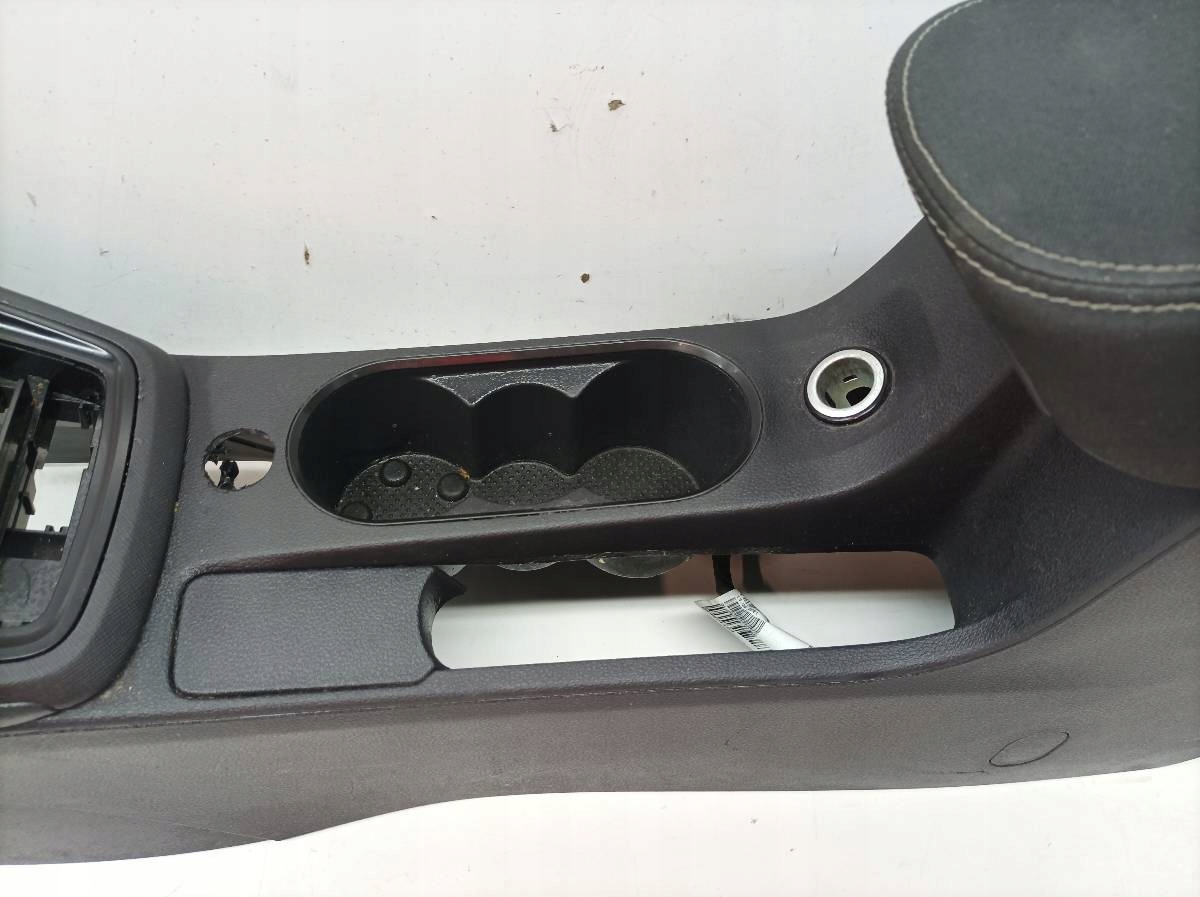 TUNEL central armrest Skoda Scala and (2019-)