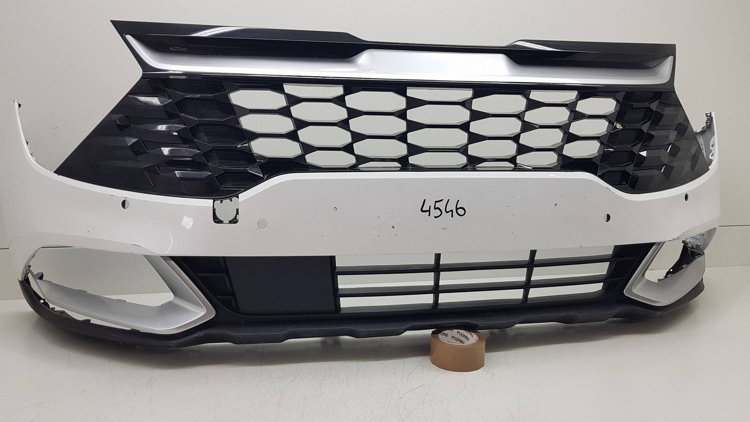 KIA SPORTAGE 5 V 2021 - bumper front 86511-R2000