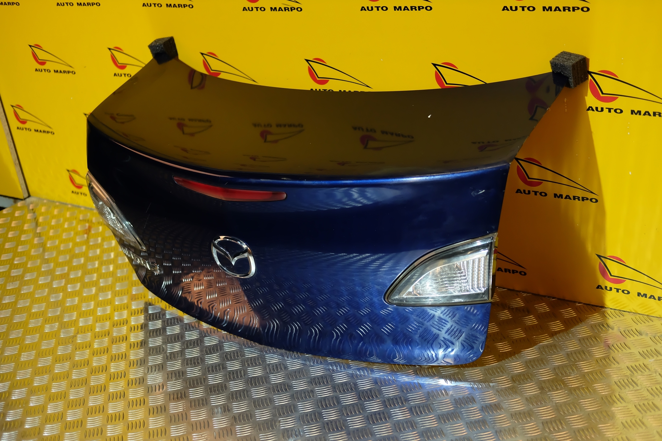 MAZDA 3 BL SEDAN 2008- KLAPA BAGAŻNIKA TYŁ TYLNA Typ samochodu Samochody osobowe