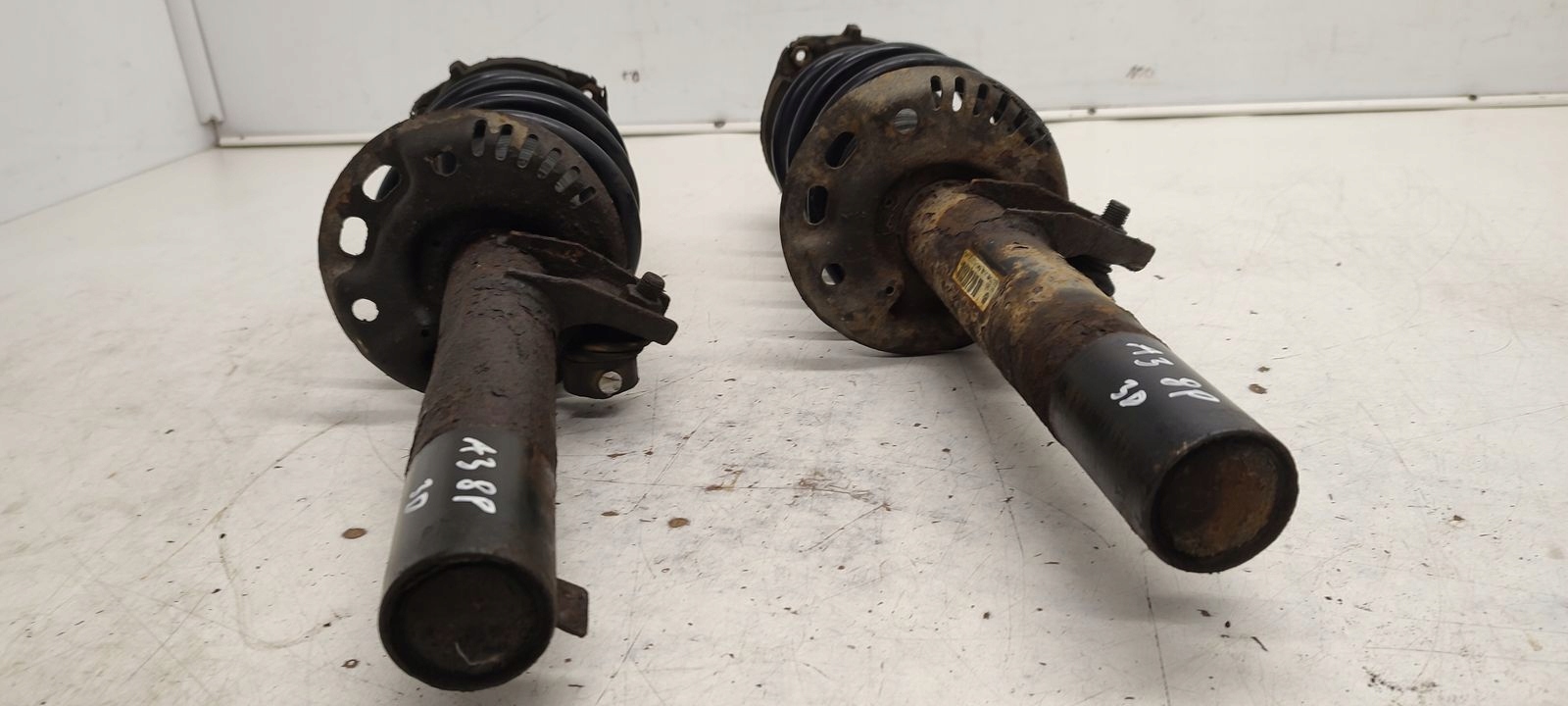 shock absorber spring front sususpension Audi A3 8P LIFT 3D 1,6 FSI