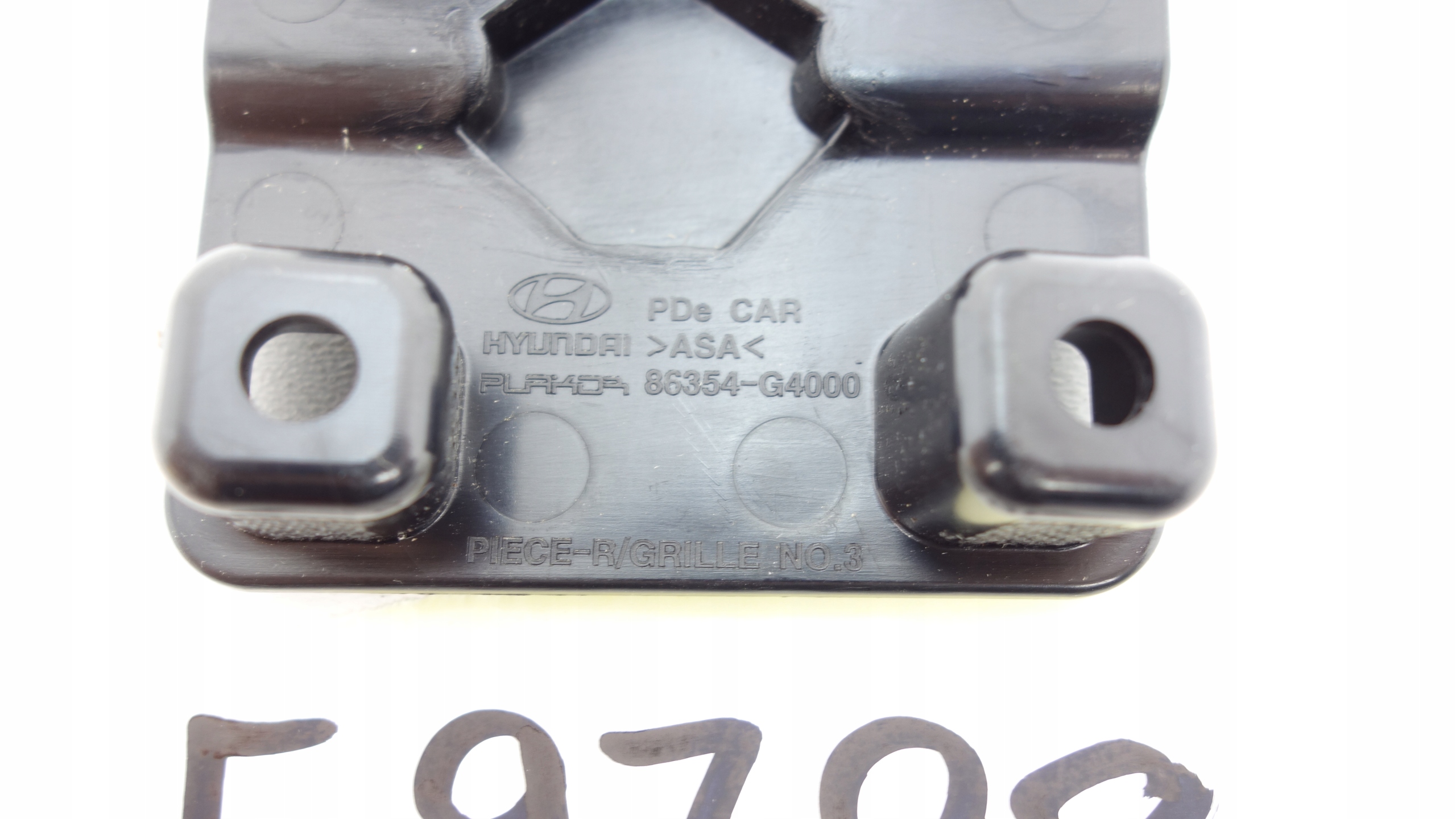 HYUNDAI I30 III 2017- spoiler grid GRILLA 86354-G4000
