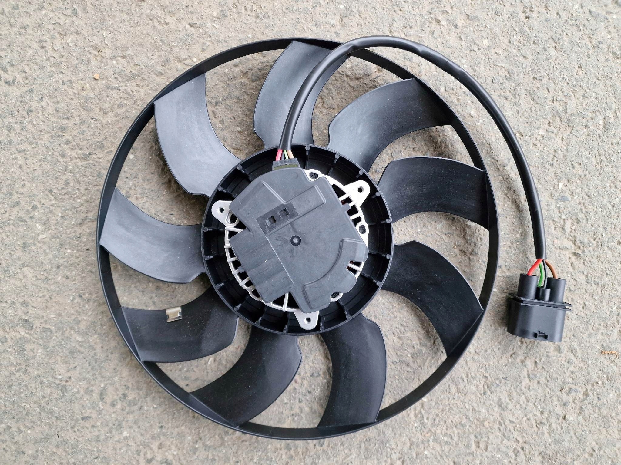 95B121003A 95B959455 - Вентилятор Porsche Macan 95B лівий