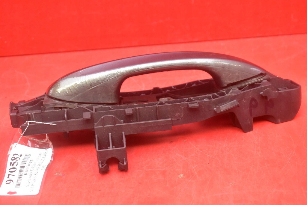 handle right front front grey A0997601800 MERCEDES E-KLASA W213 16-21