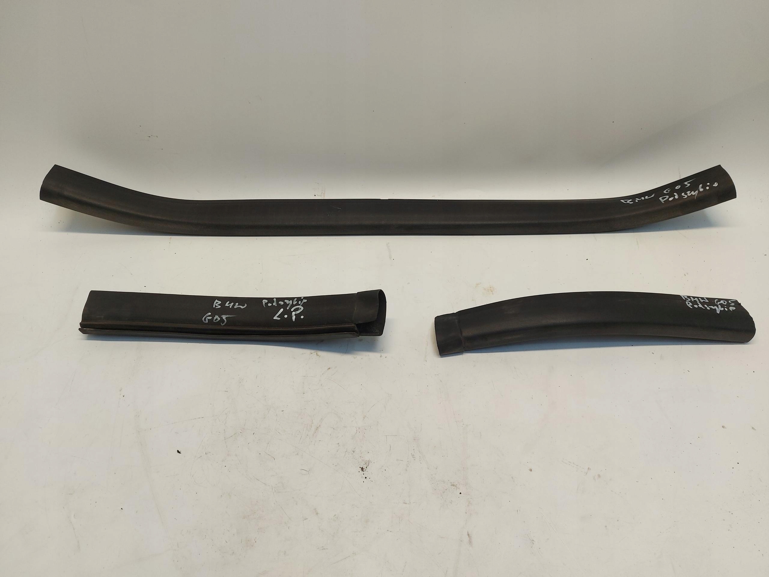 BMW G05 X5 3.0d 2019r gasket under the window left right KPL