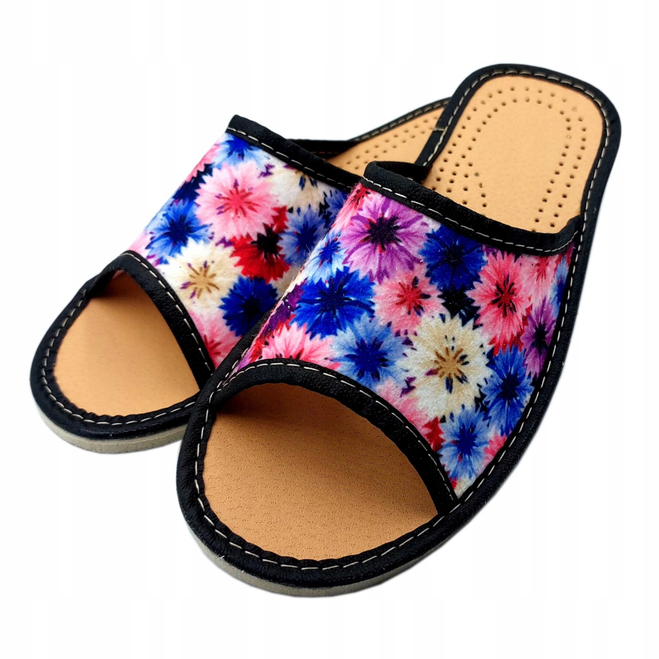 

Pantofle Domowe, Kapcie Domowe