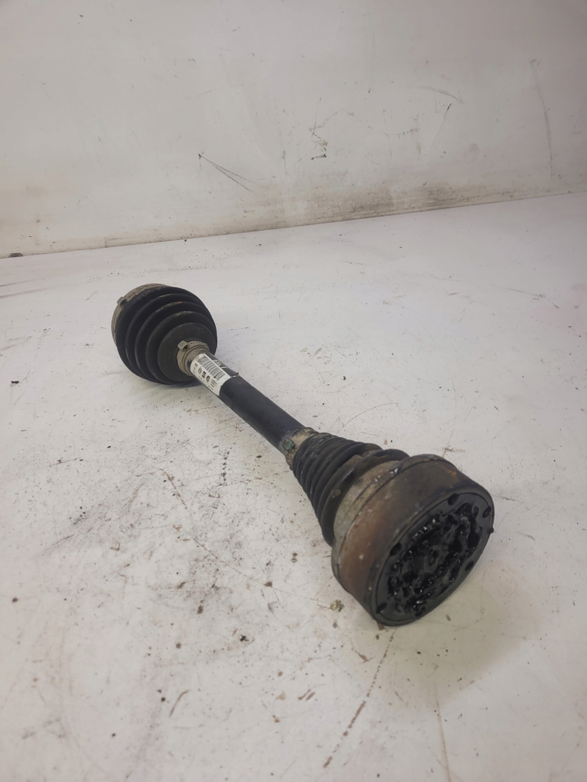 semi-axis left front AUDI VW SEAT 6R0407761A