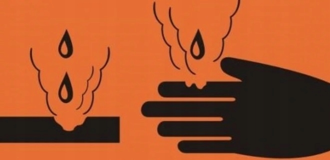 ODTŁUSZCZACZ PŁYN DO MYCIA SADZY OLEJU PIEKARNIKÓW Pojemność 0.5 l