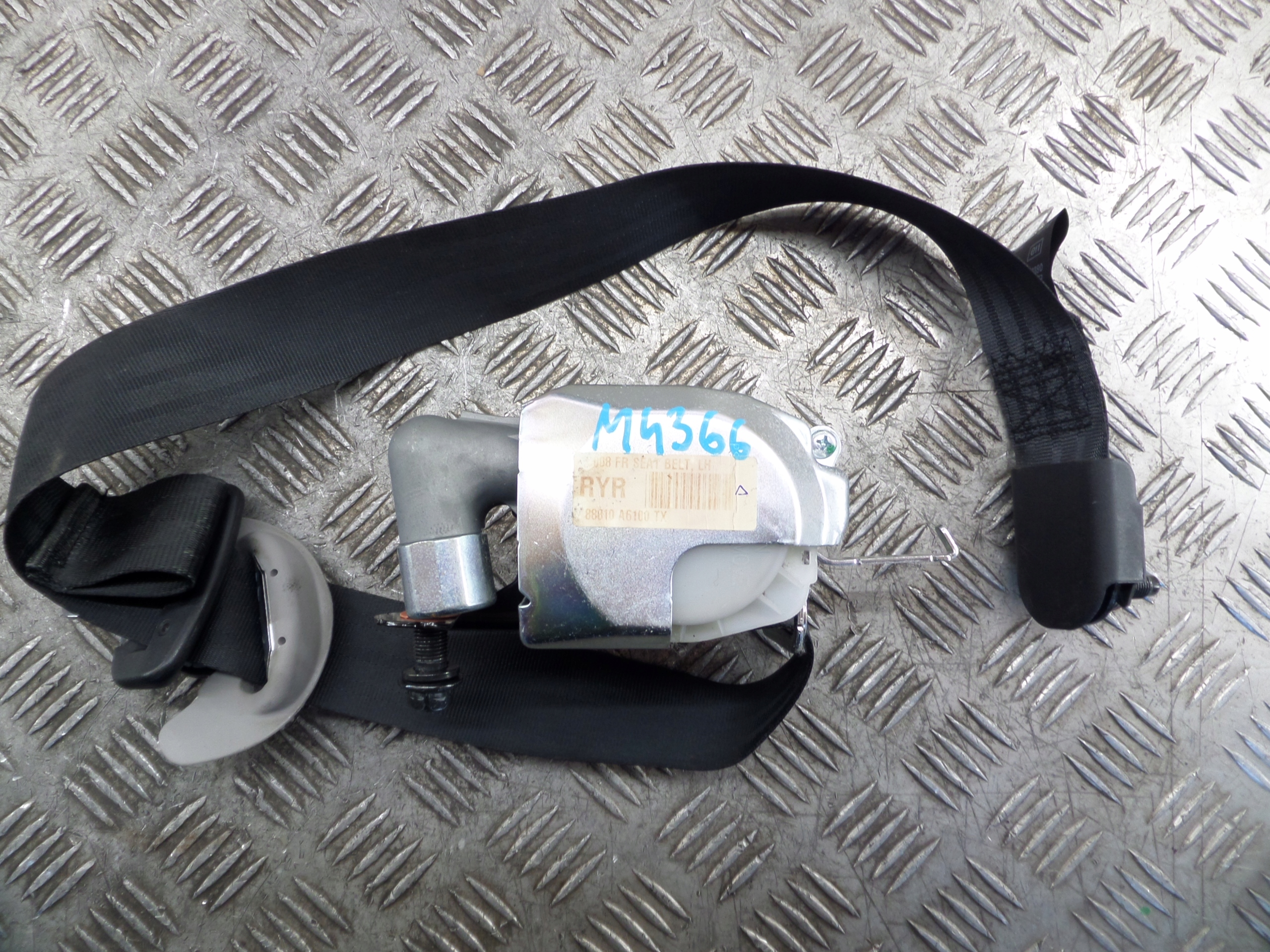 Gurten Sicherheits SPINKI HYUNDAI I30 II 88810A6100