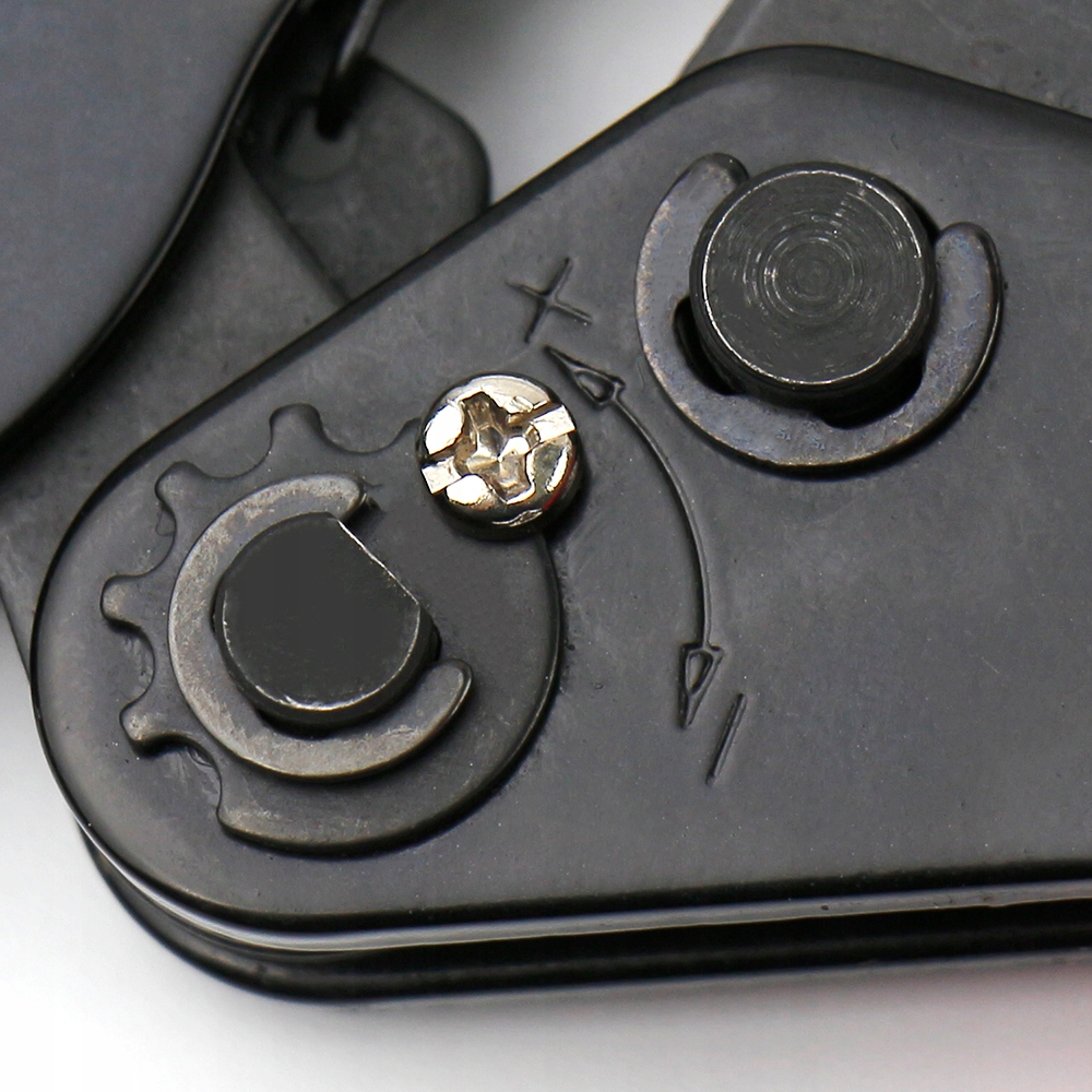 PRASKA TULEJEK KABLI KONEKTORÓW TULEJKI Kabli 0,08 mm² - 16 mm² SO16-4 Marka inna