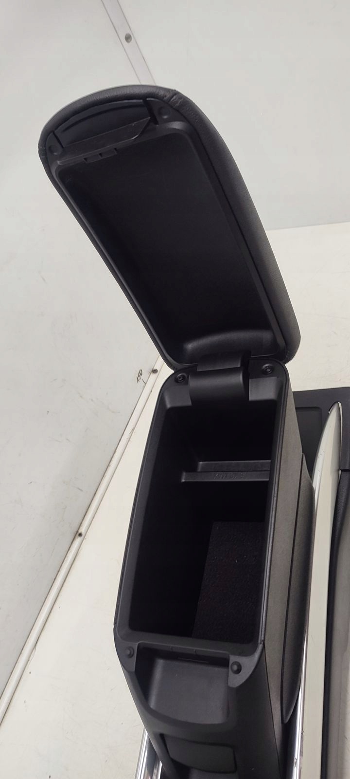 armrest tunel Opel Meriva B
