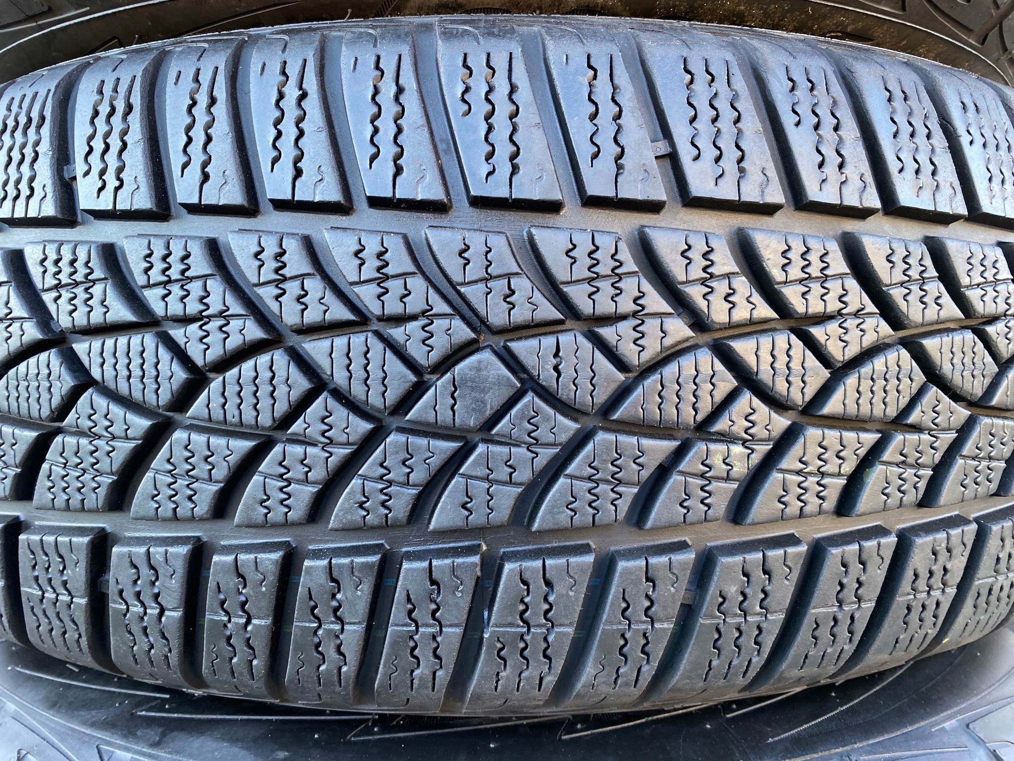 KOŁA ZIMOWE BMW 3 F30 F31 205/60/16 bdb 18r. RFT Kod producenta 6 786 353