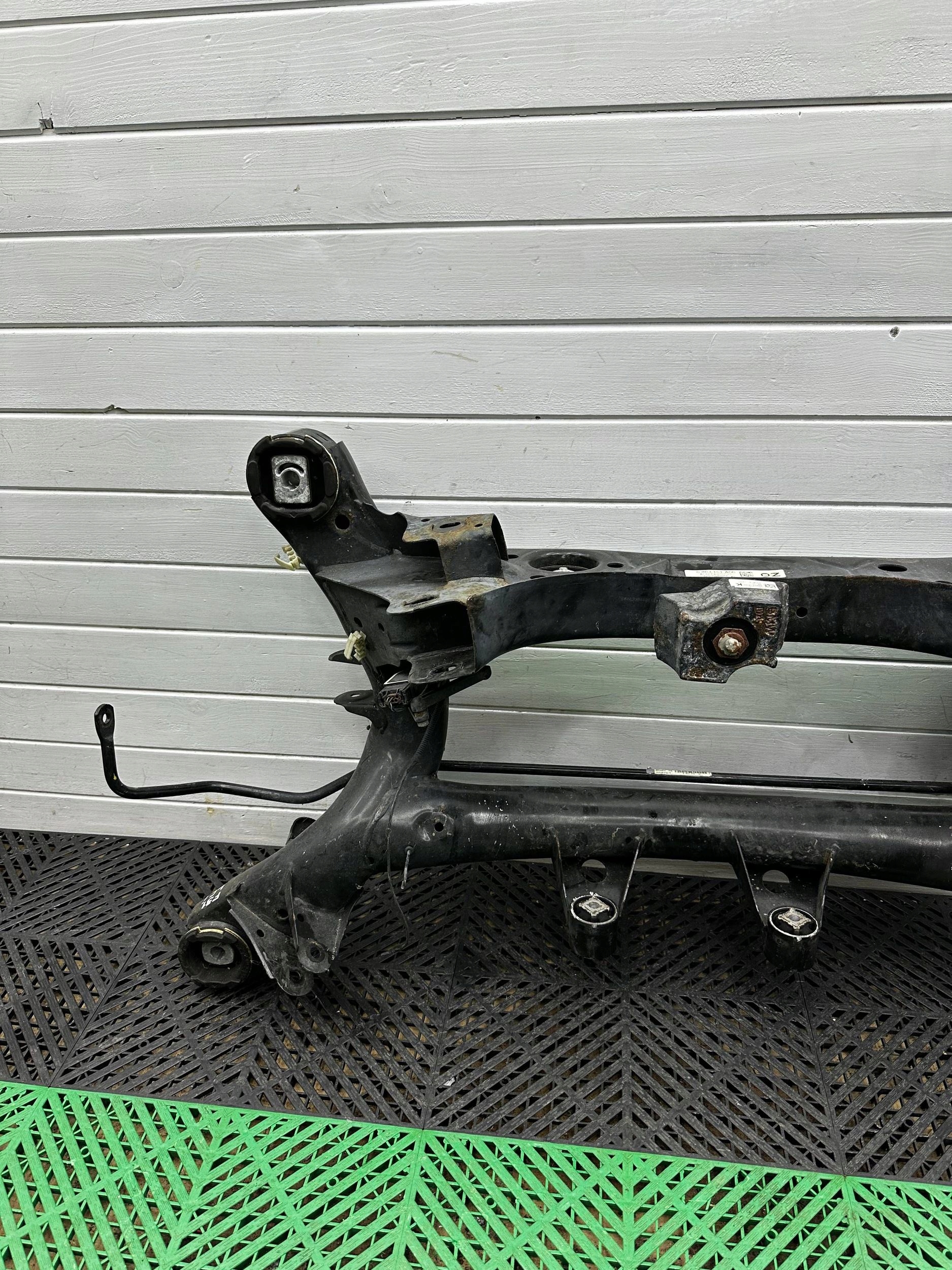 axle beam rear. BMW 4 F32 F33 6863151