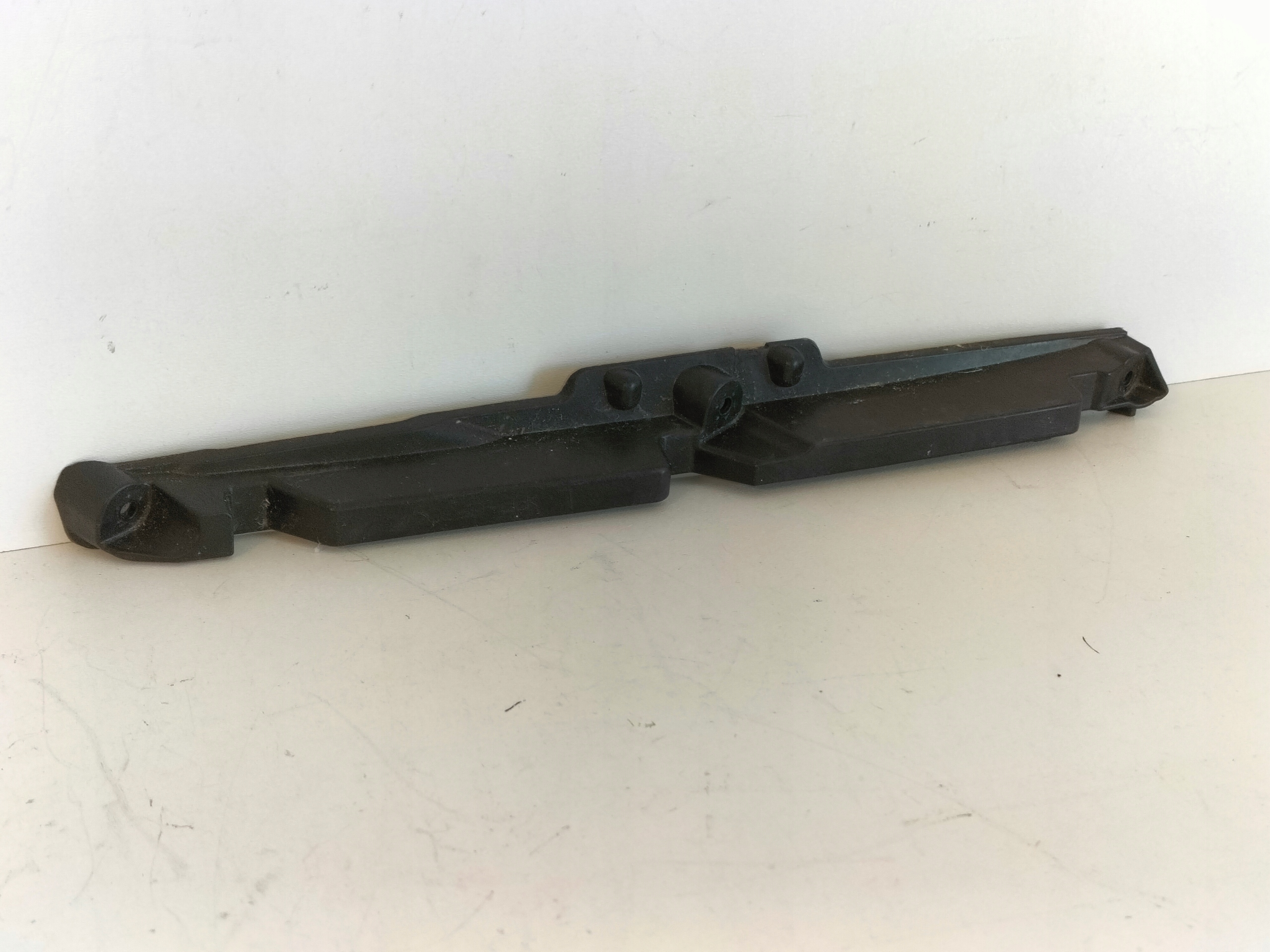 support holder below lampe reflektor front left HYUNDAI I30 III 17-20