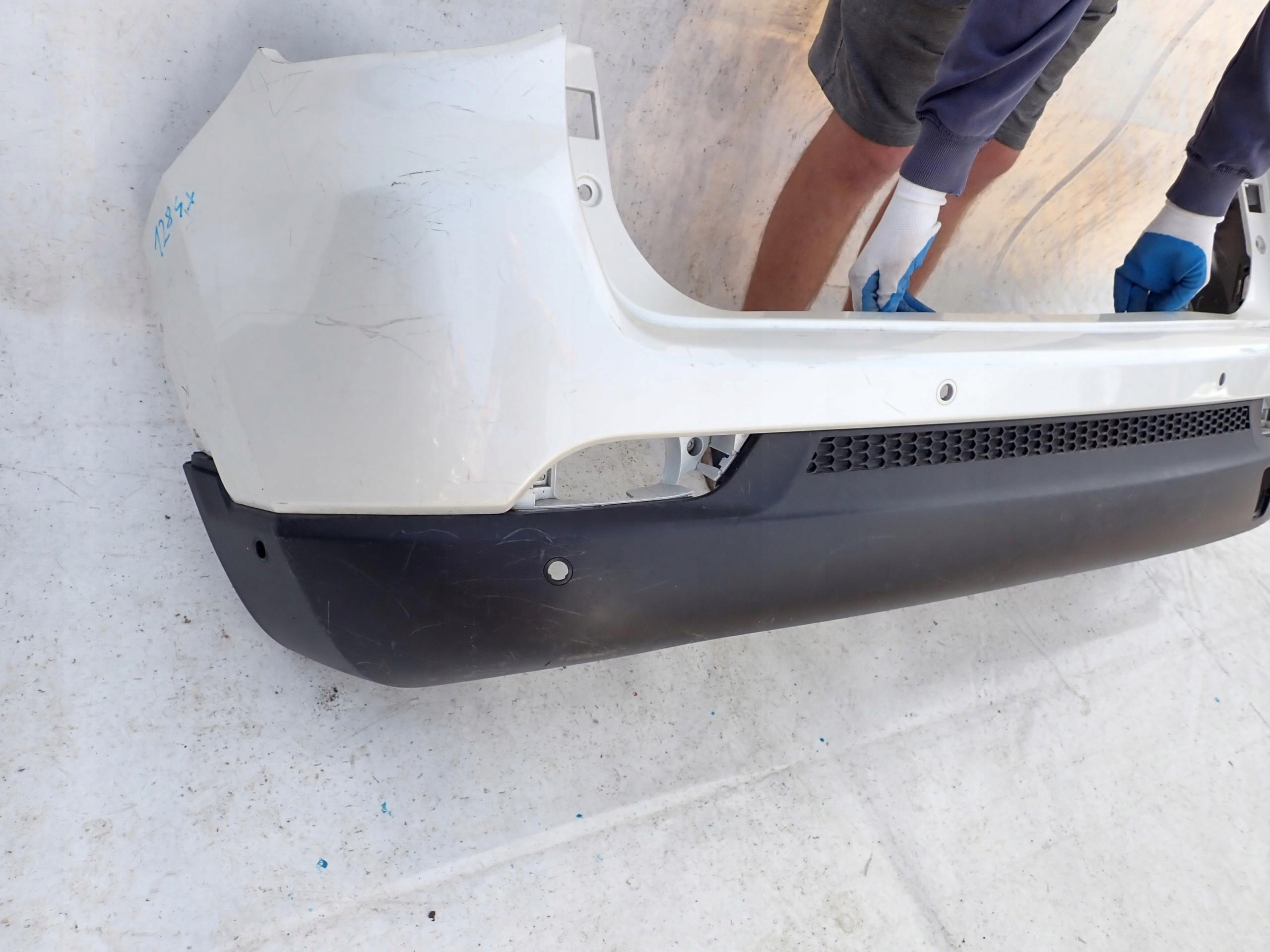 JEEP COMPASS II 2 16-> bumper rear part rear 6XPDC