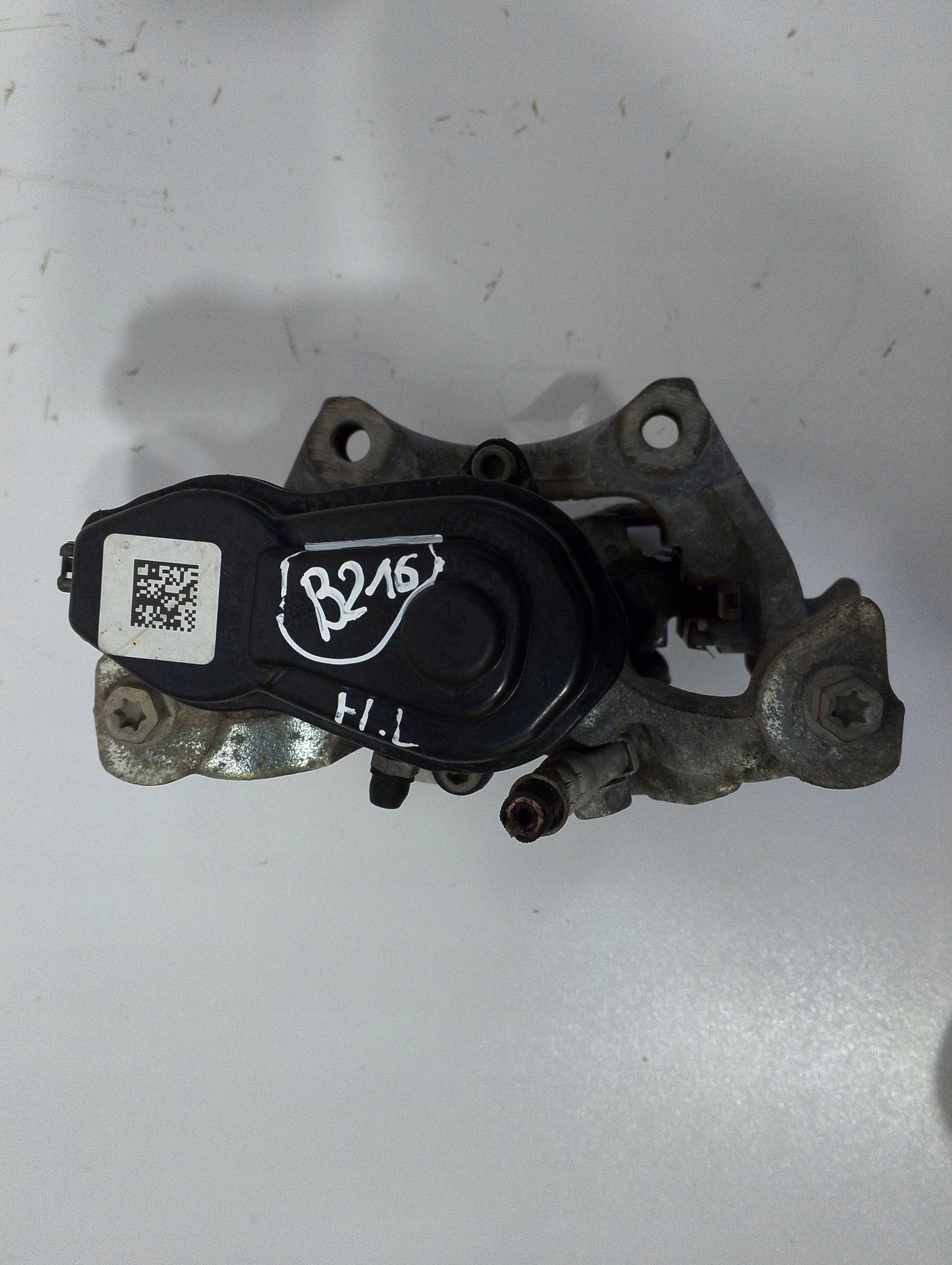 Toyota Corolla E210 E21 caliper brake rear left (B216)