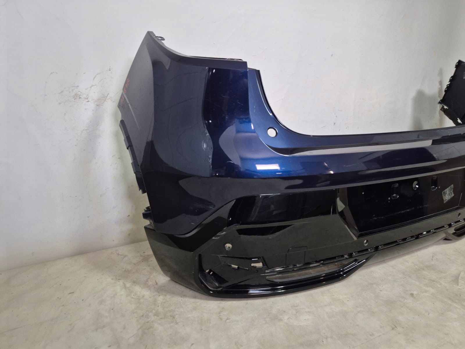 RENAULT MEGANE V E -TECH 22- bumper rear part rear 850B07529R