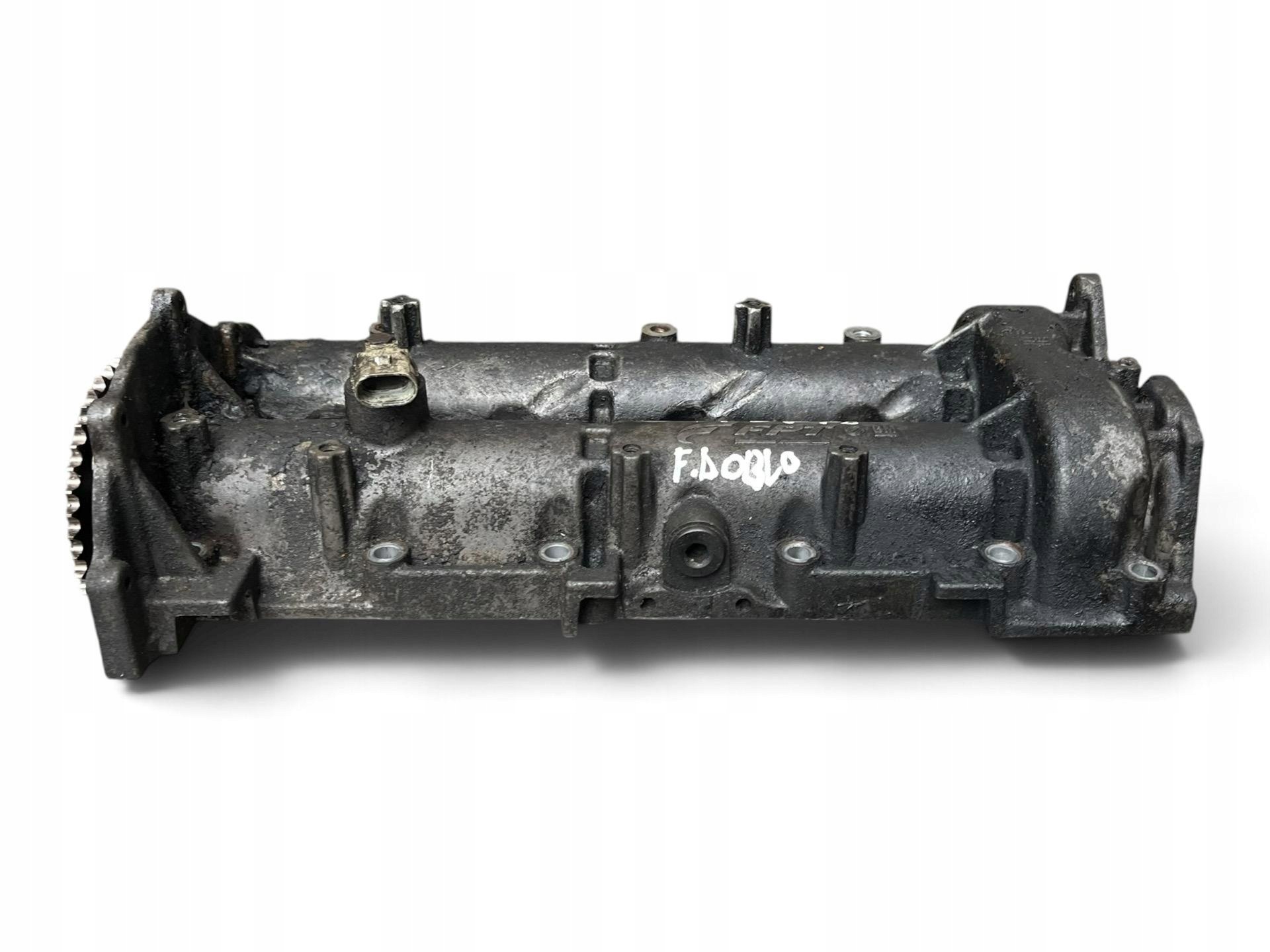 couvre-culasse cames Fiat Doblo 2 2012 55219639
