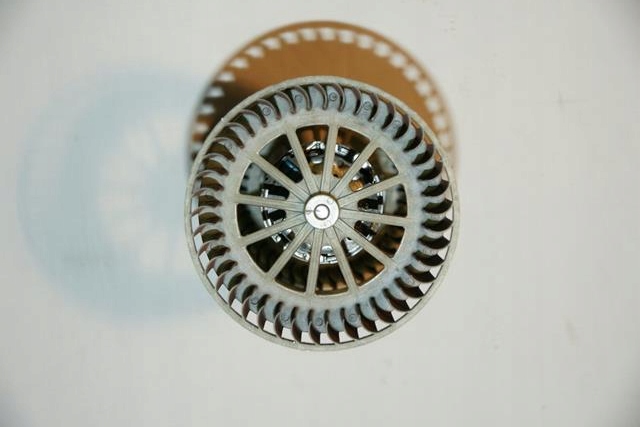 DMUCHAWA WENTYLATOR ESPACE 2 II EUROPA 0130111026 Typ samochodu Samochody osobowe