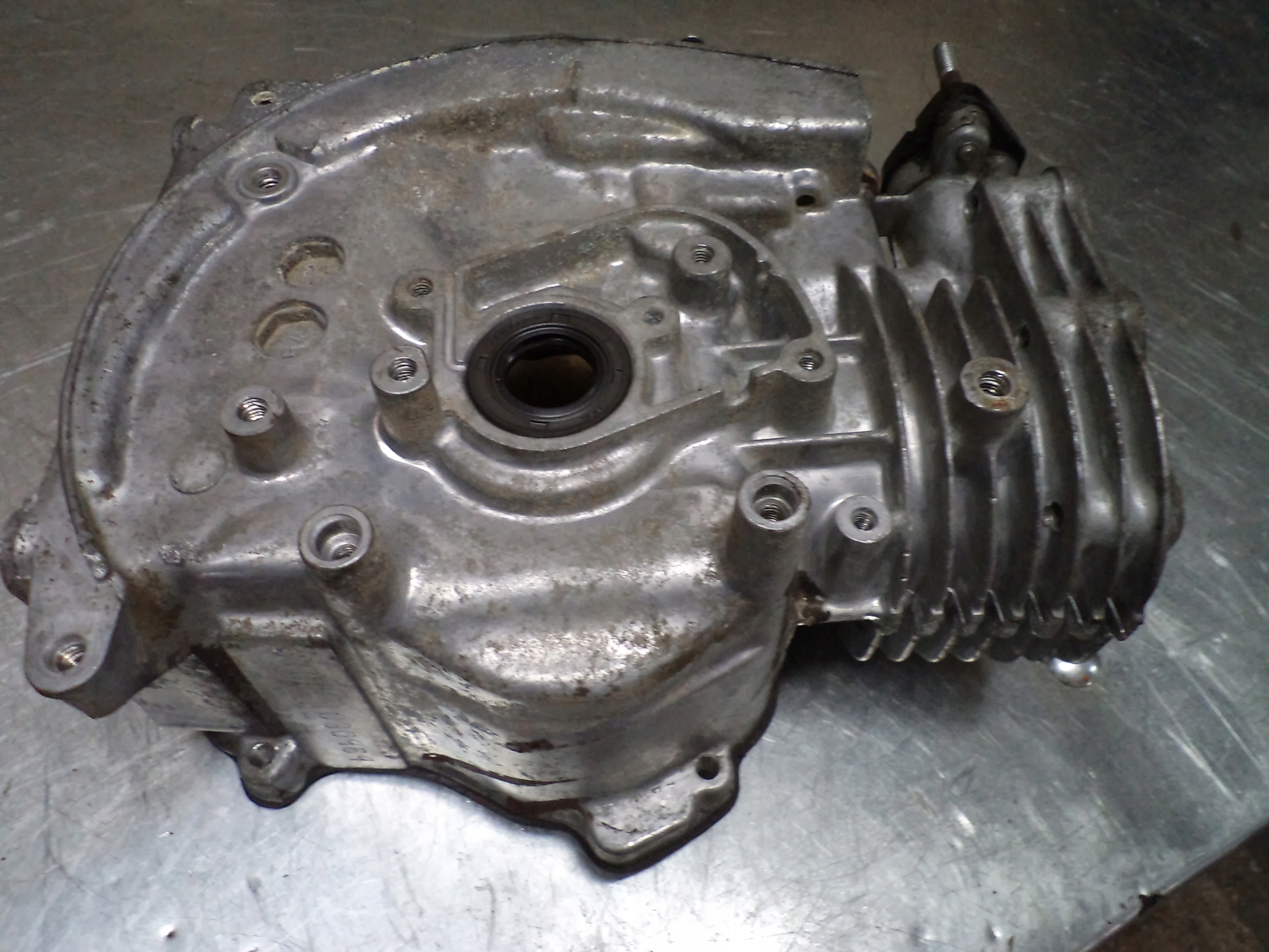 Культиватор Honda F 200 210 220 блок двигателя