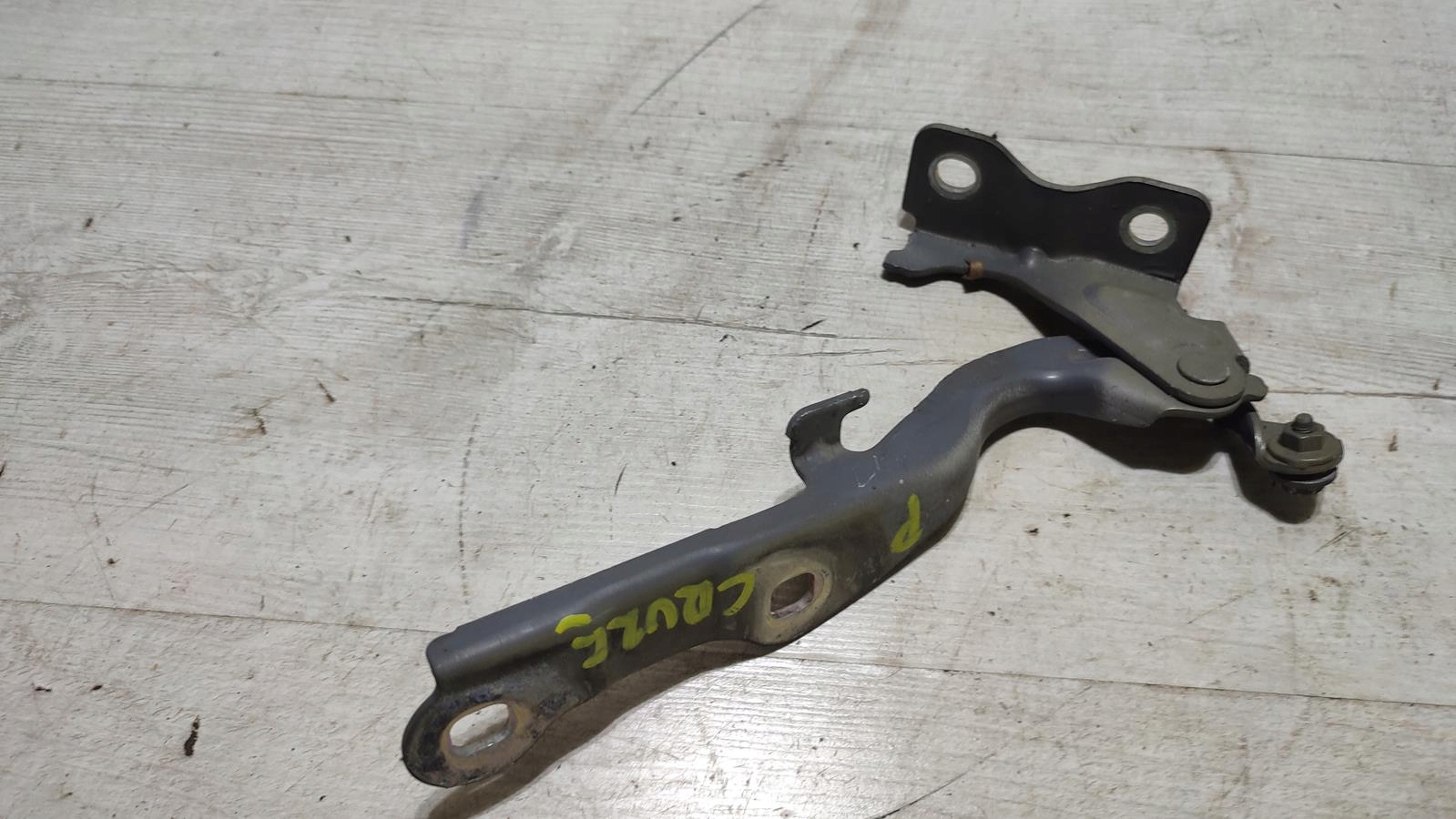 hinge bonnets right Chevrolet Cruze