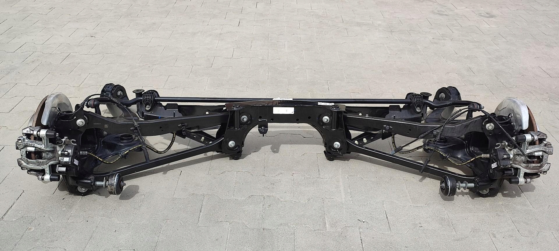 BMW F44 218I BELKA ZAWIESZENIE TYŁ 6851560