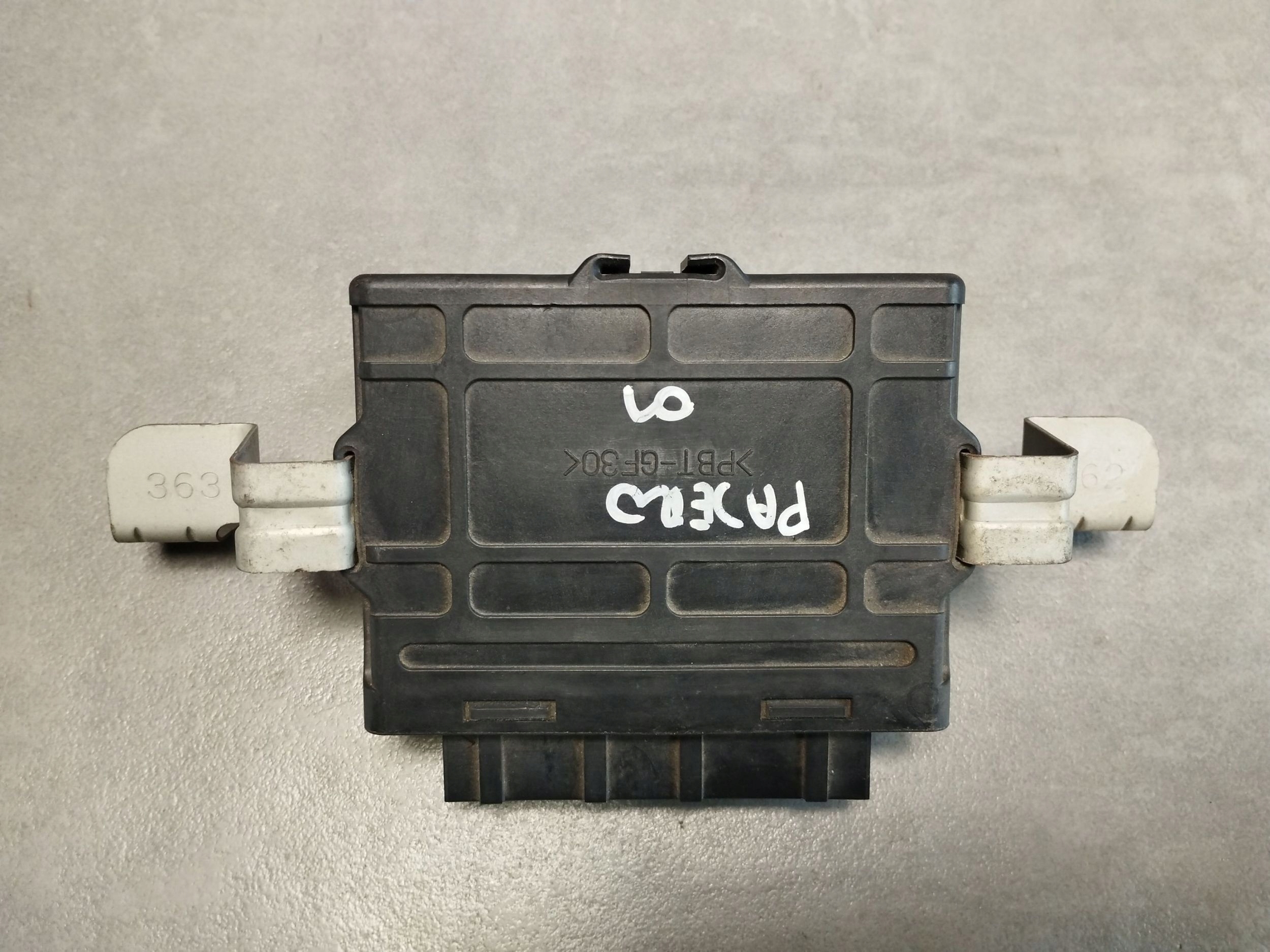 Mitsubishi Pajero 3.2 DID control unit module MR400420