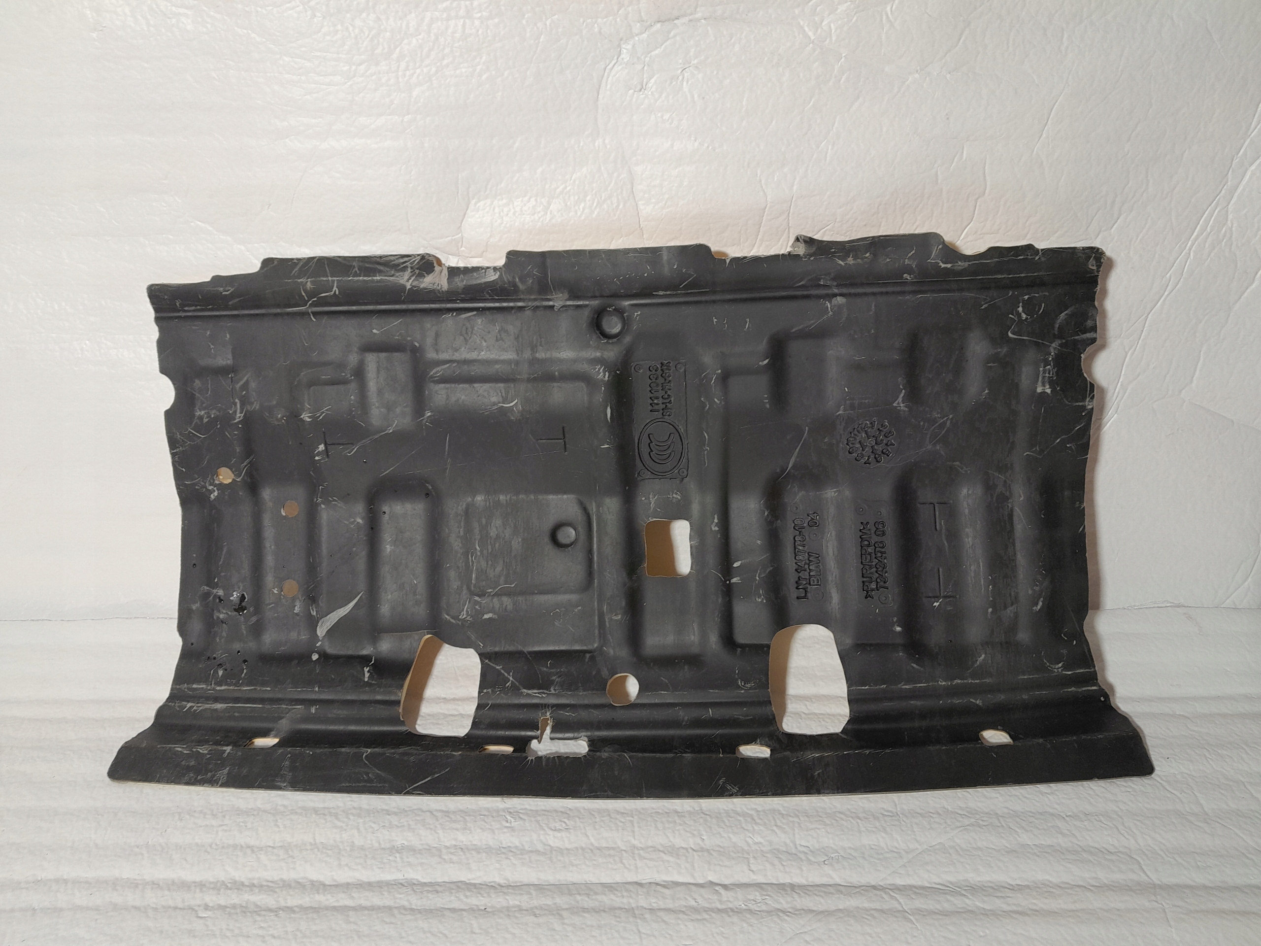 BMW 7 G11 LCI soundproofing boot 7343478