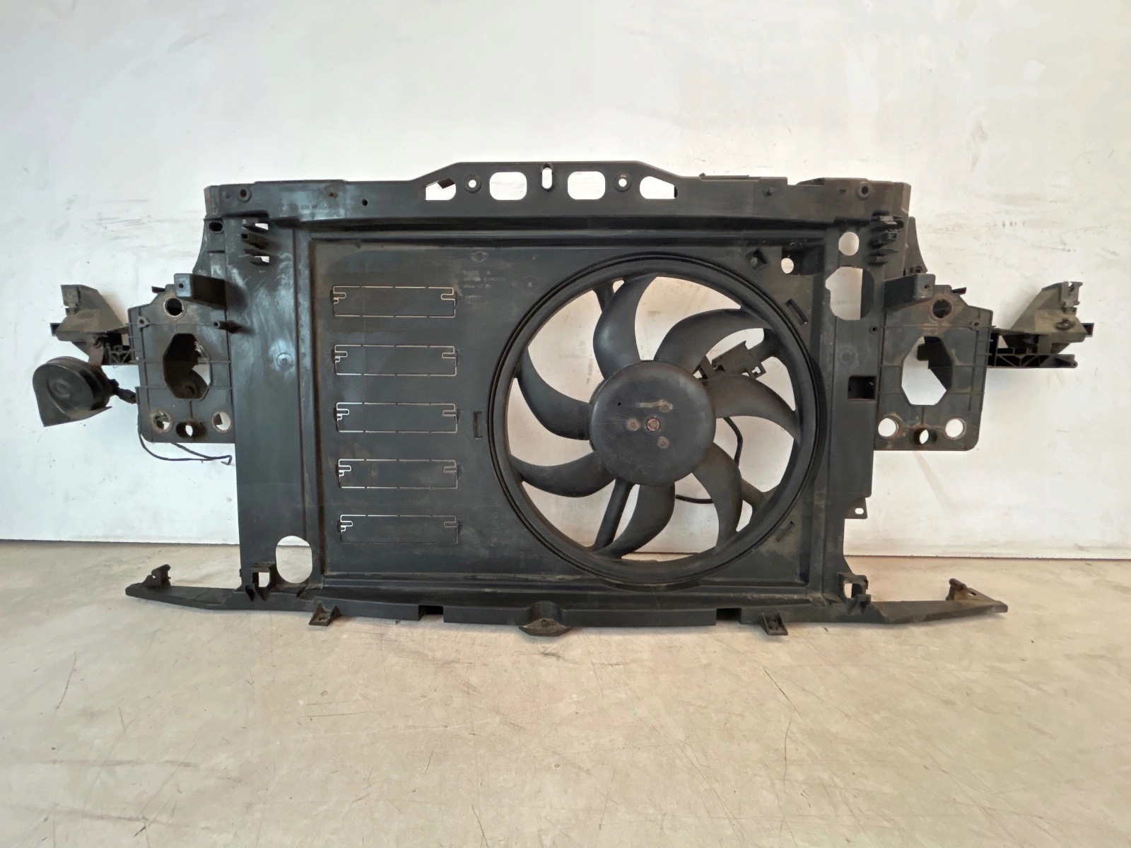 support panel for radiators pillar Mini R55 R56 1.6 petrol