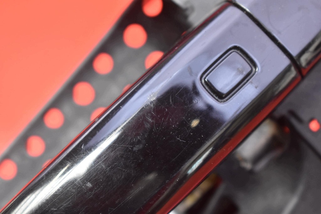 handle left rear part rear black 8T01837885A AUDI Q5 8R 12-17