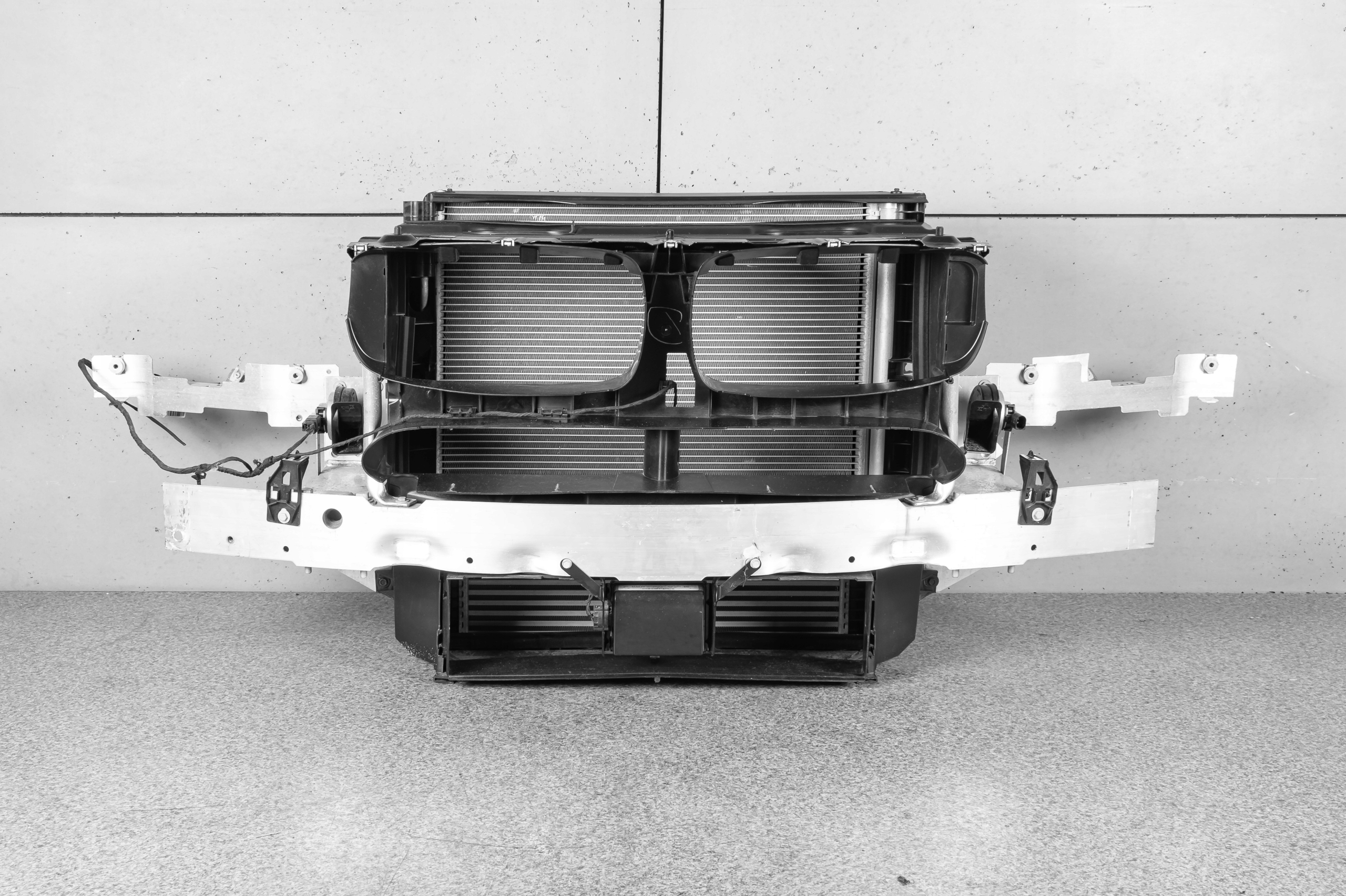 BMW X5 F15 X6 F16 WZMOCNIENIE CZOŁOWE PAS PRZEDNI CHŁODNICE TYLKO 275km M