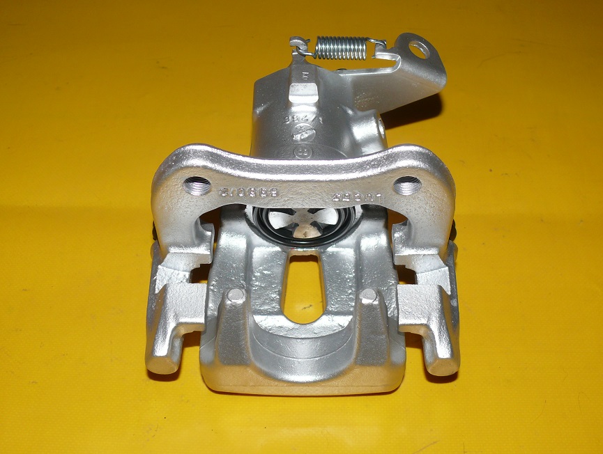 ZACISK LEWY TYŁ RENAULT MEGANE SCENIC II 260/8 Producent części Renault OE