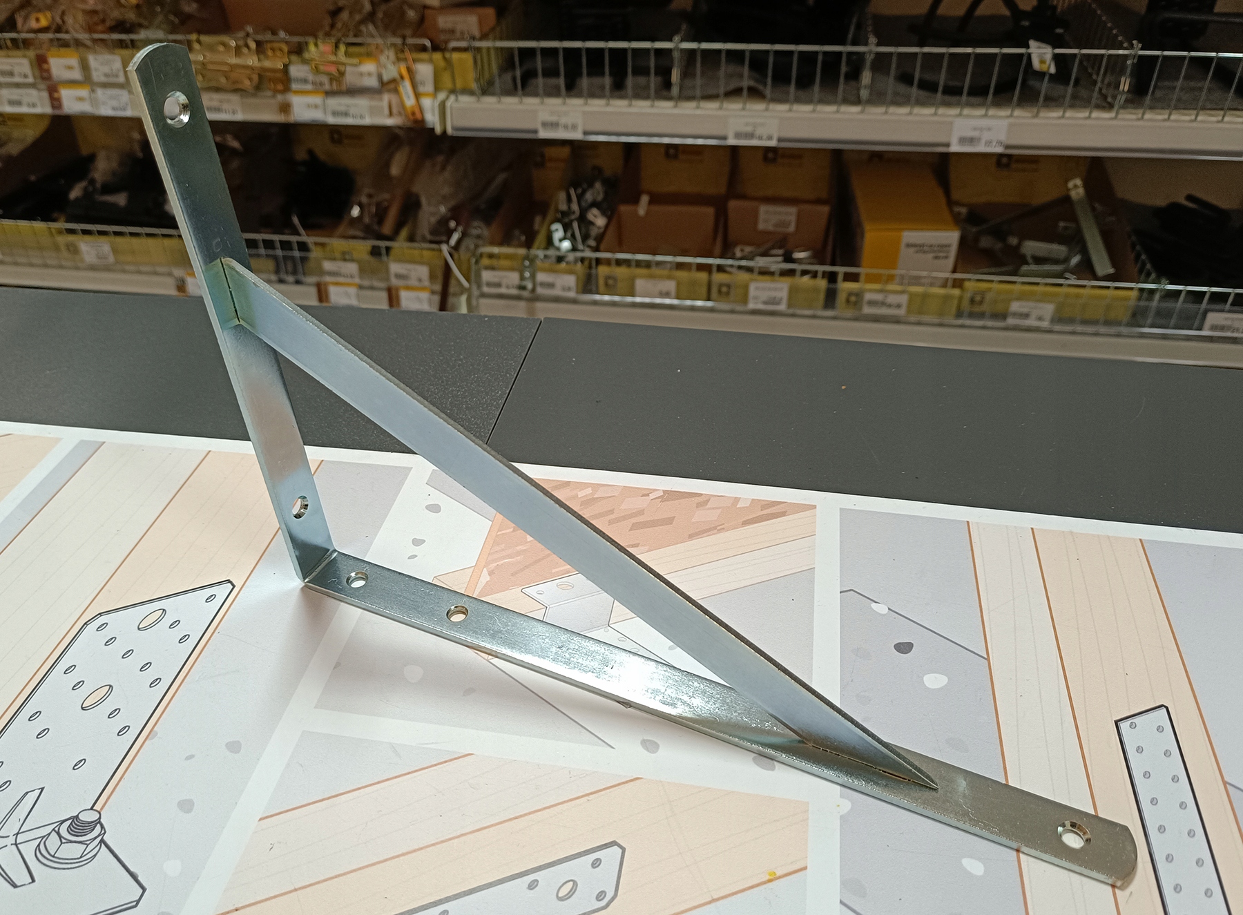 WZMOCNIONY KĄTOWNIK WSPORNIK PODPÓRKA UCHWYT PÓŁKI OCYNKOWANY PÓŁKĘ 30x20CM Marka Velano