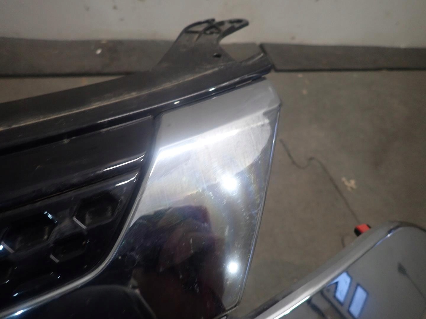 Grill MITSUBISHI OUTLANDER III LIFT 18
