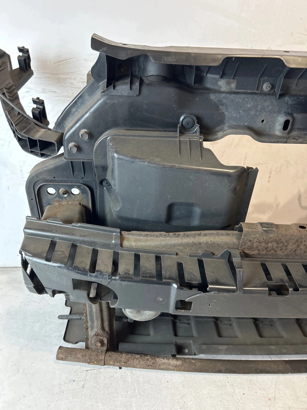 support panel for radiators pillar sider Kia Picanto II