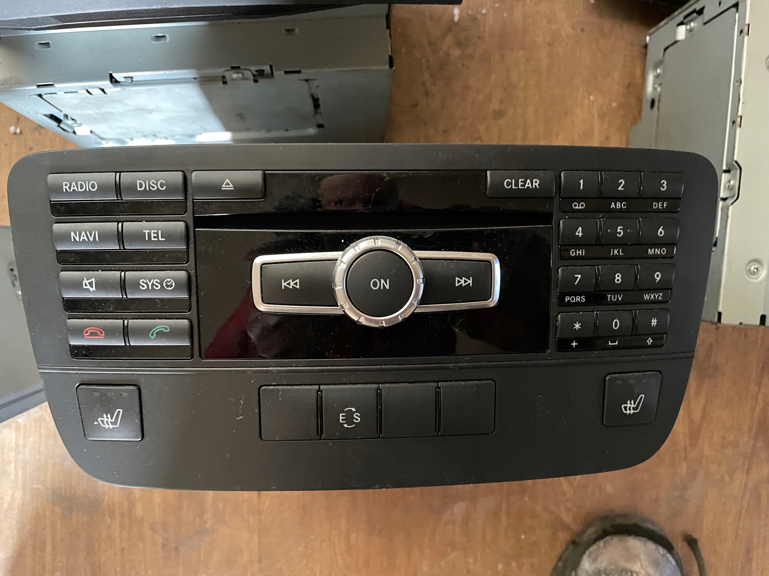 A2049004514 - mercedes x204 glk Lift навігація comand 2049004514