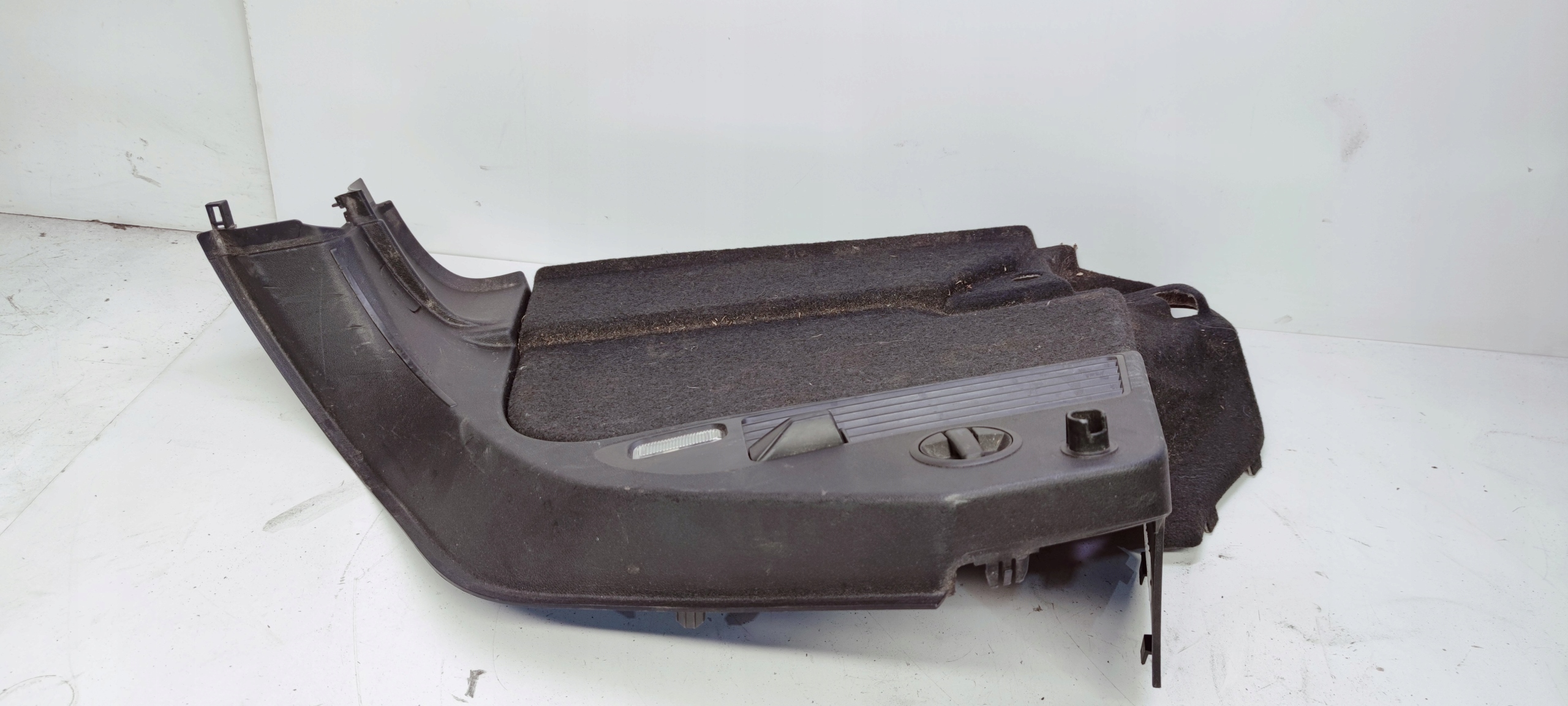 boot upholstery right AUDI A1 3 door 8X3867762