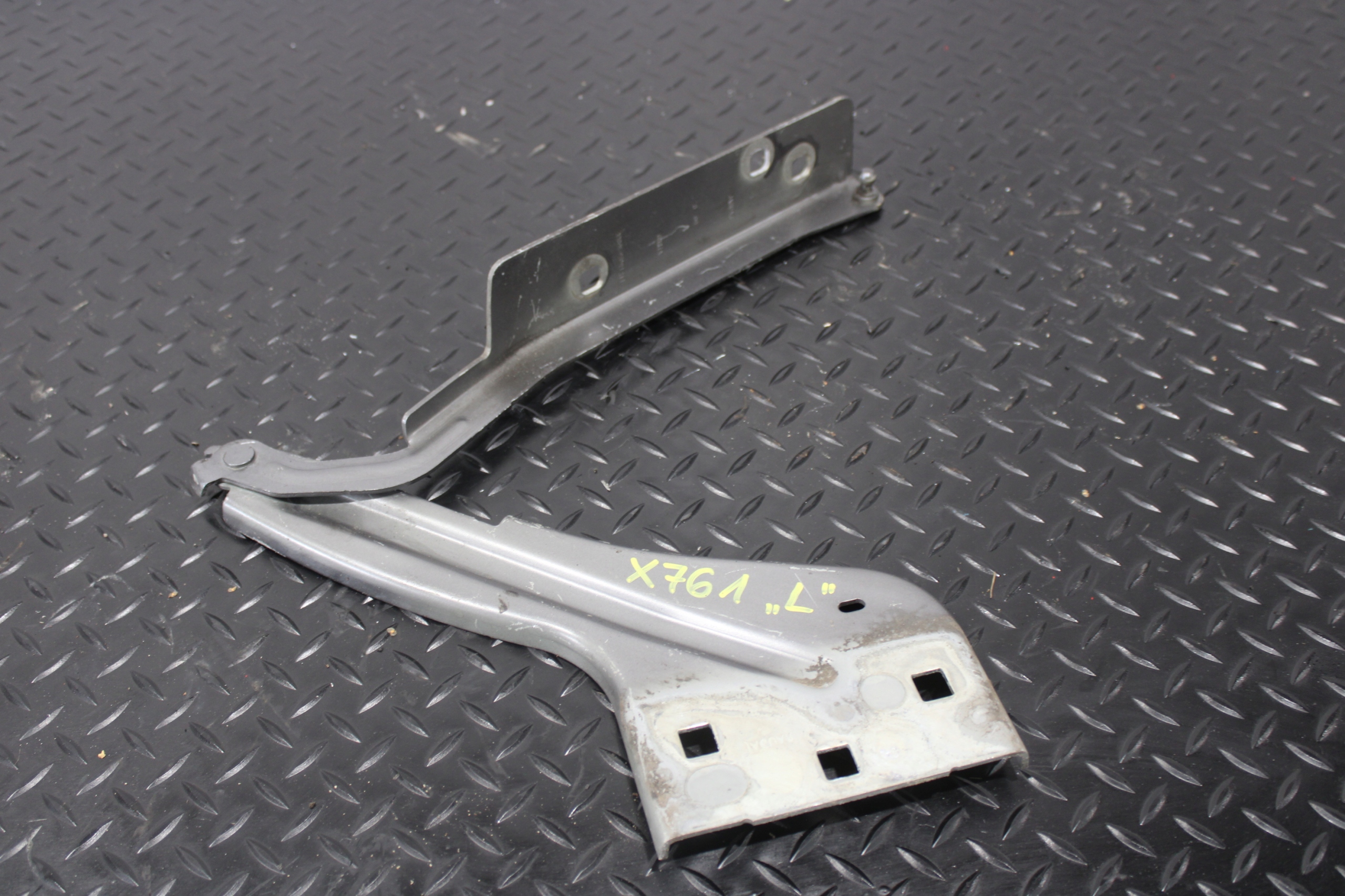 hinge bonnets left JAGUAR F-PACE X761 HK83-16800