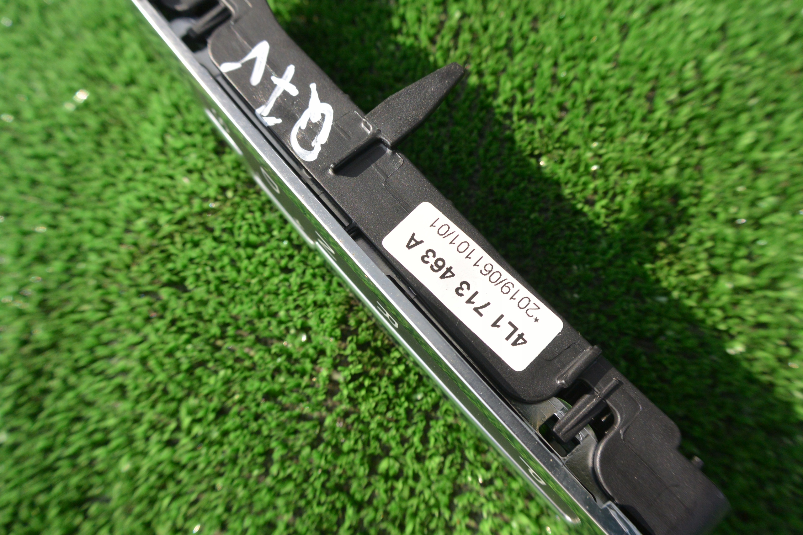 PANEL display changes of the gear AUDI Q7 4L EU