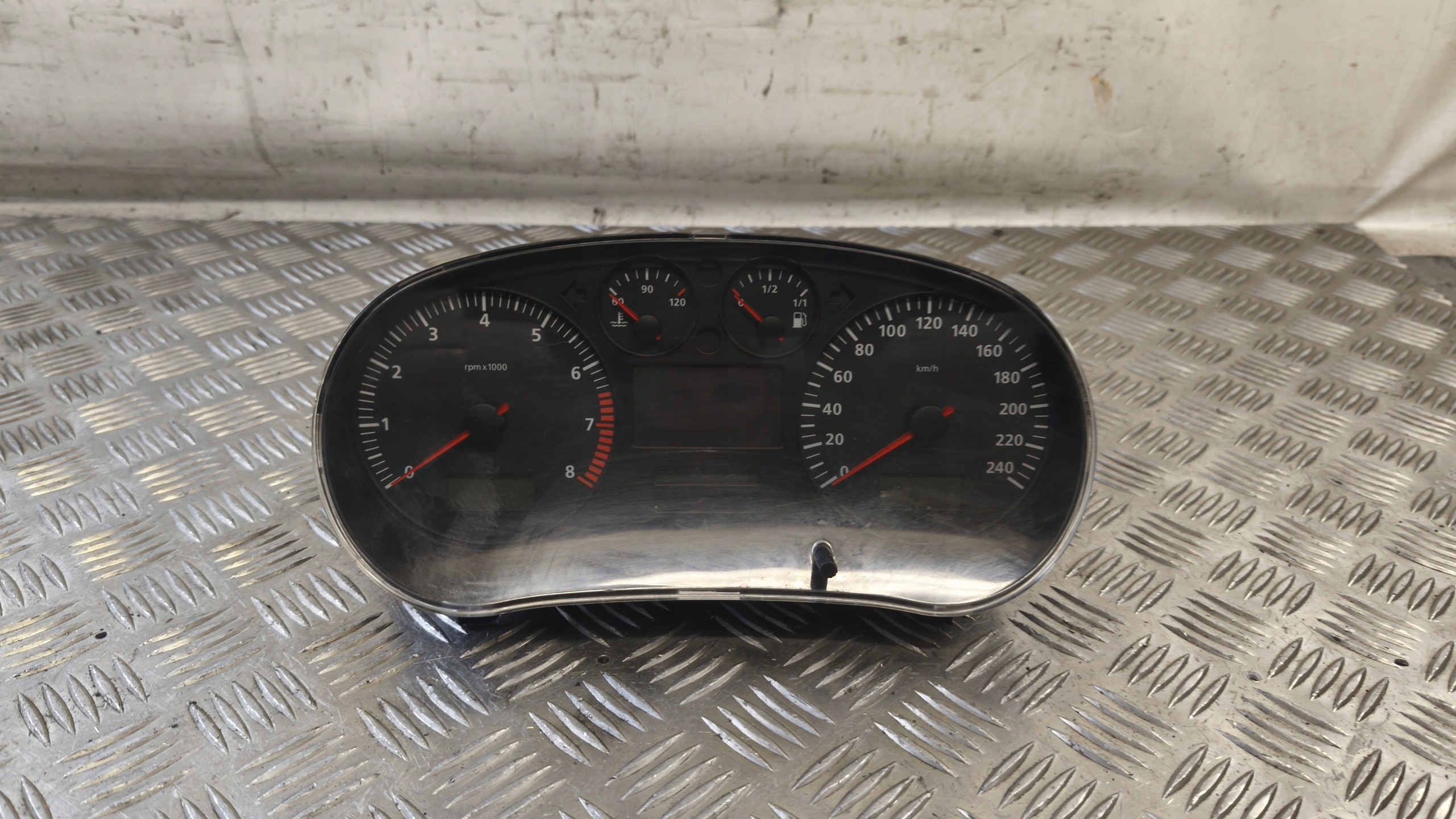 dials dials SEAT LEON and 2001r 1.6B W01M0920821A